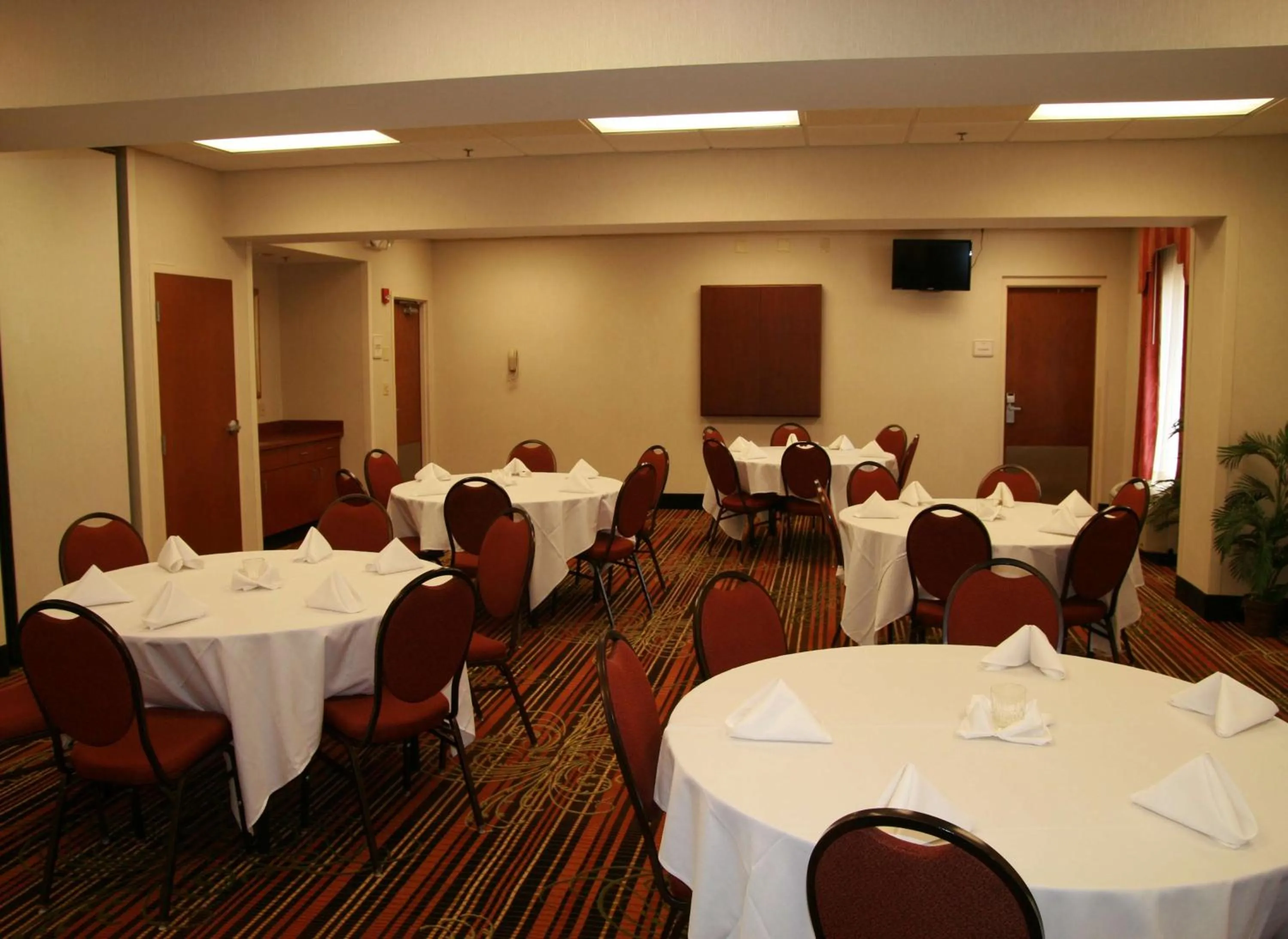 Meeting/conference room in Hampton Inn & Suites, Springfield SW