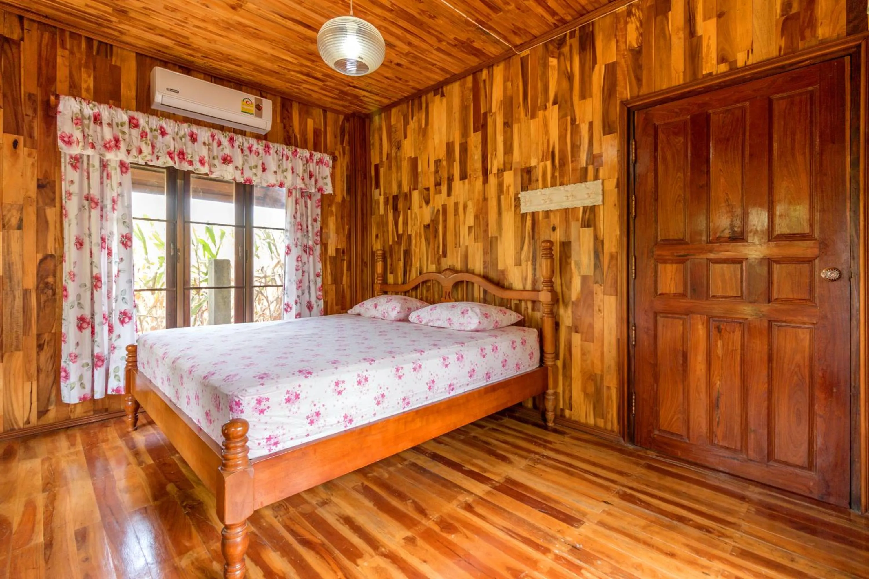 Bedroom, Bed in Rosemary House