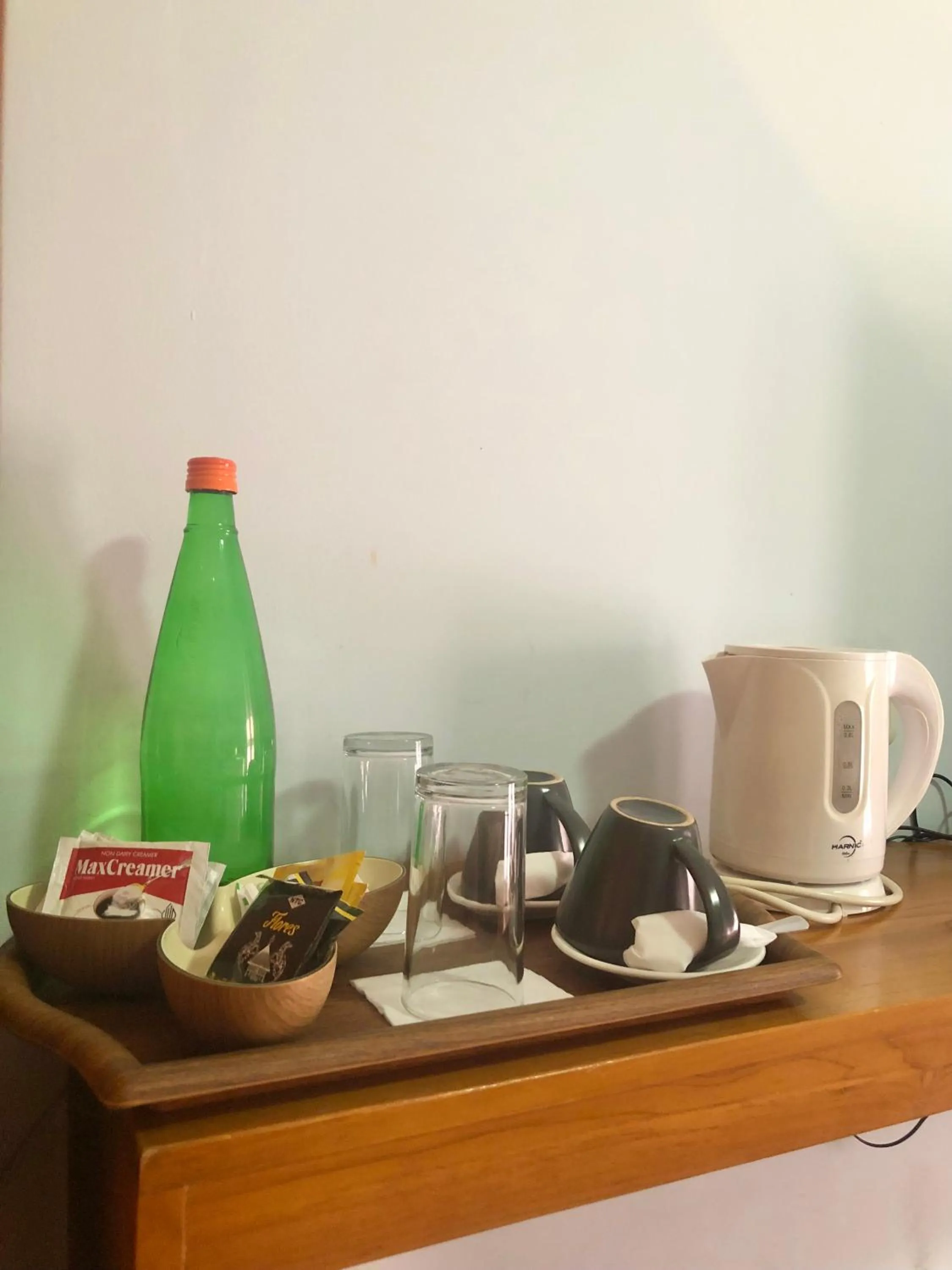 Coffee/tea facilities in Wae Molas Hotel