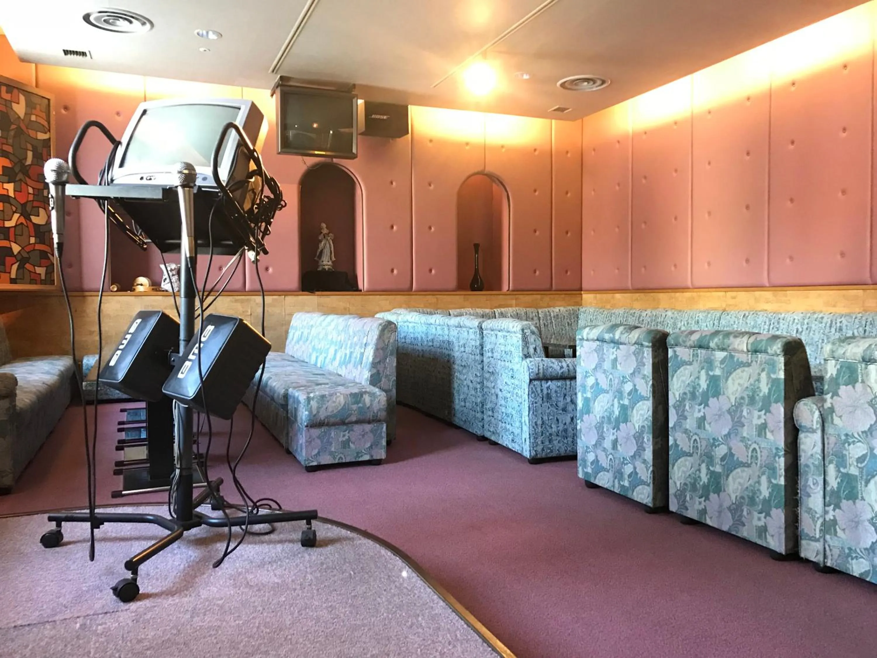 Lounge or bar in Hotel Tetoraresort Tokachigawa