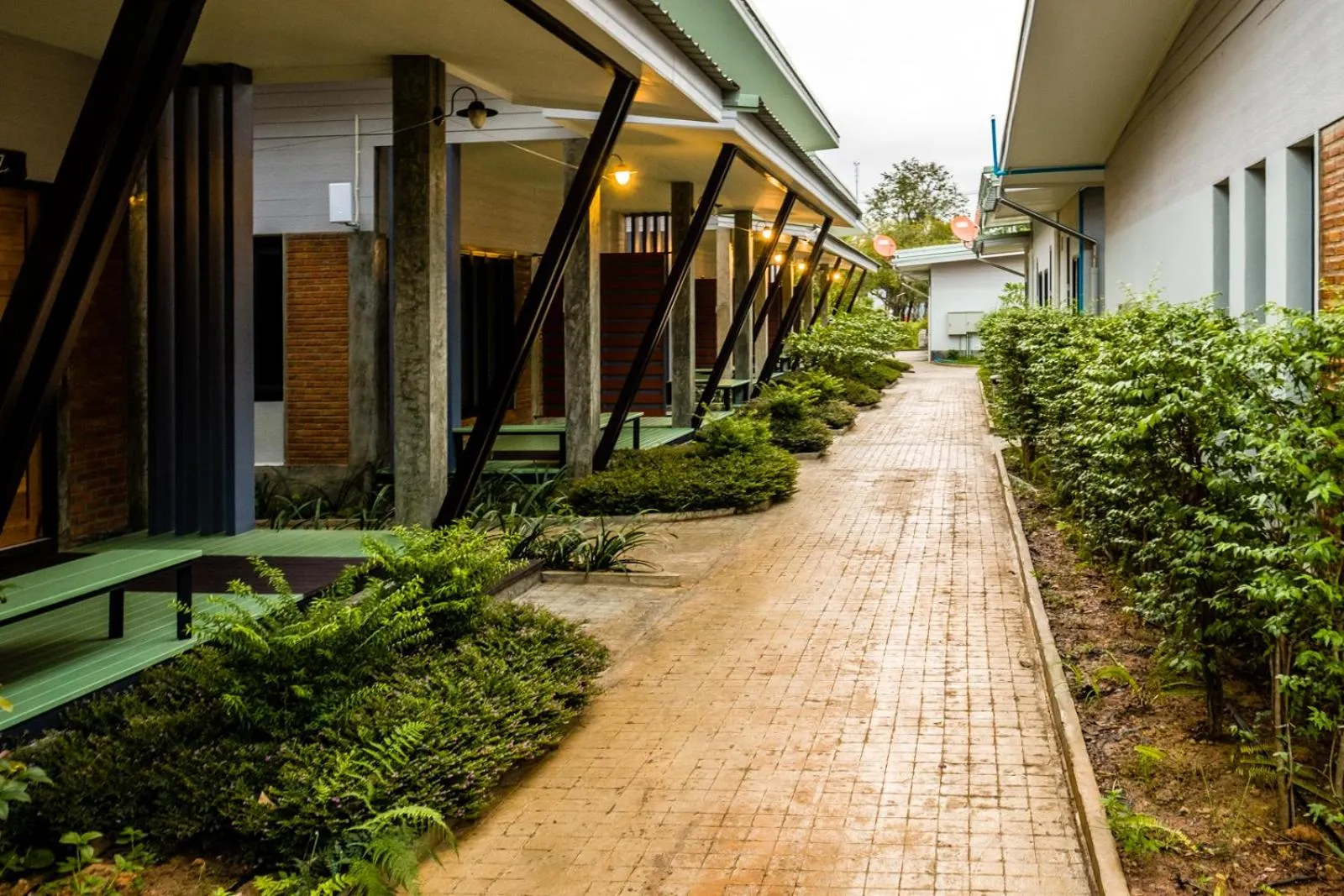 Decorative detail in DD Garden Home