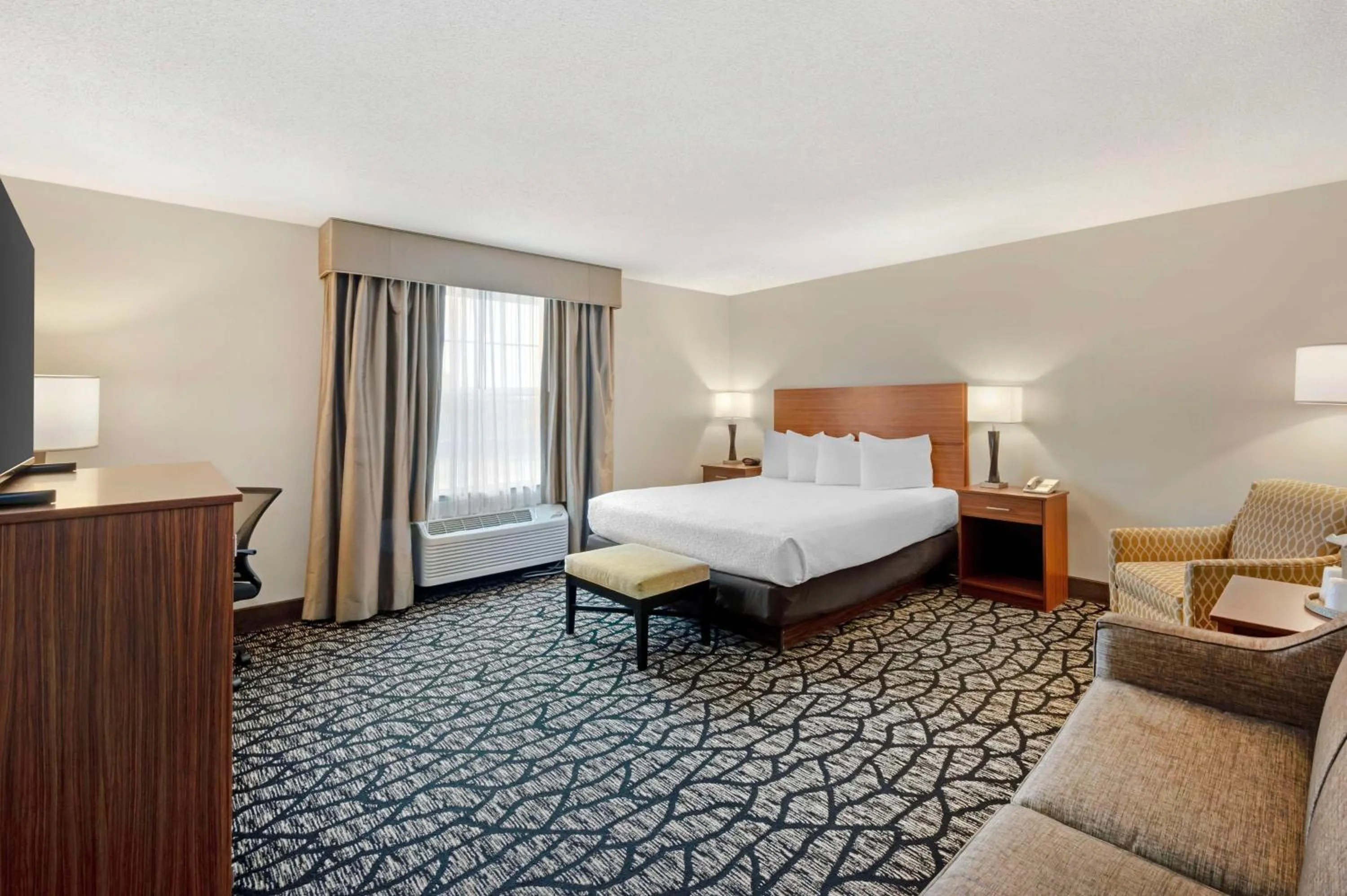 Bedroom, Bed in Best Western Westminster Hotel