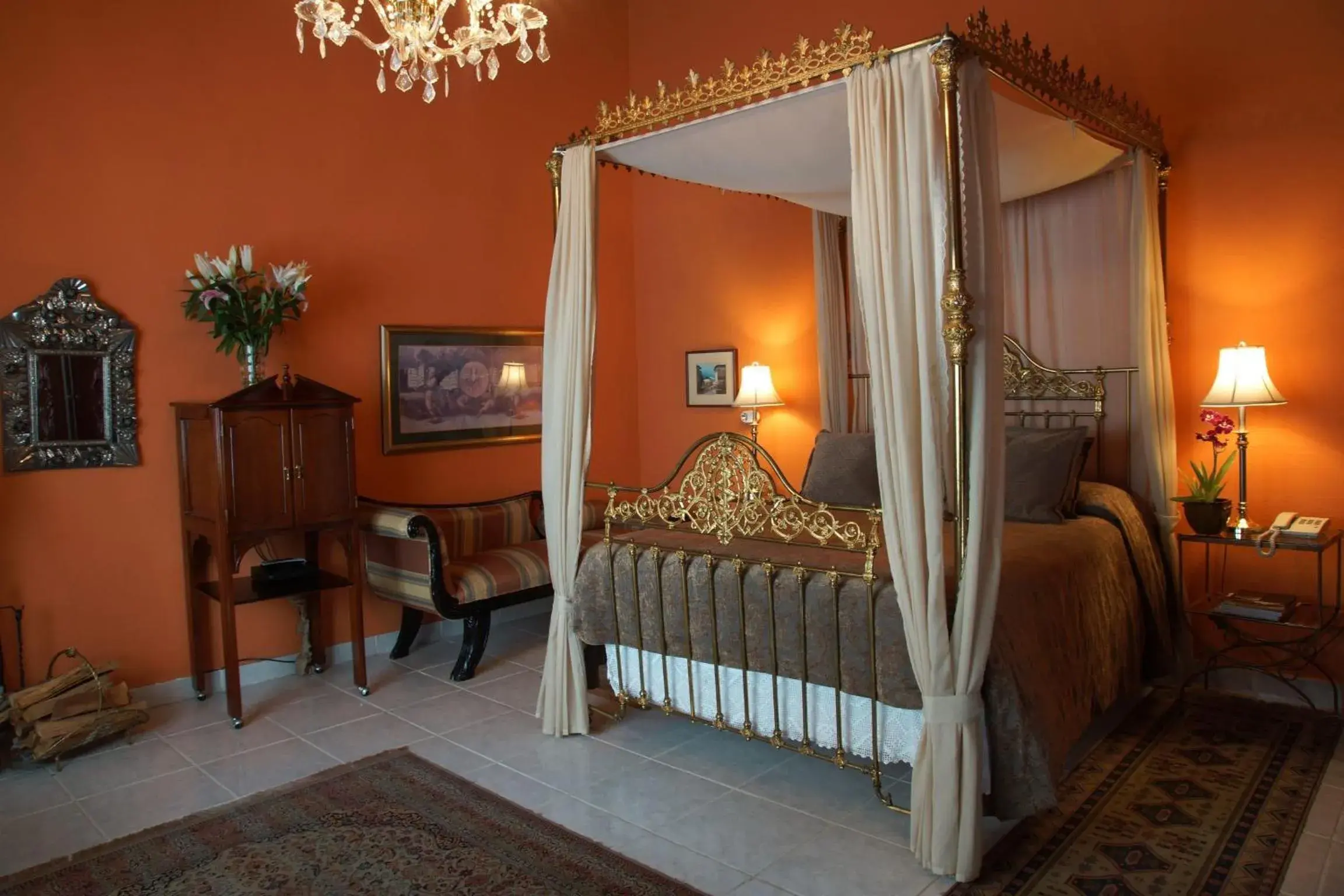 Standard Queen Room in La Mirage Garden Hotel & Spa Standard Queen Room in La Mirage Garden Hotel & Spa