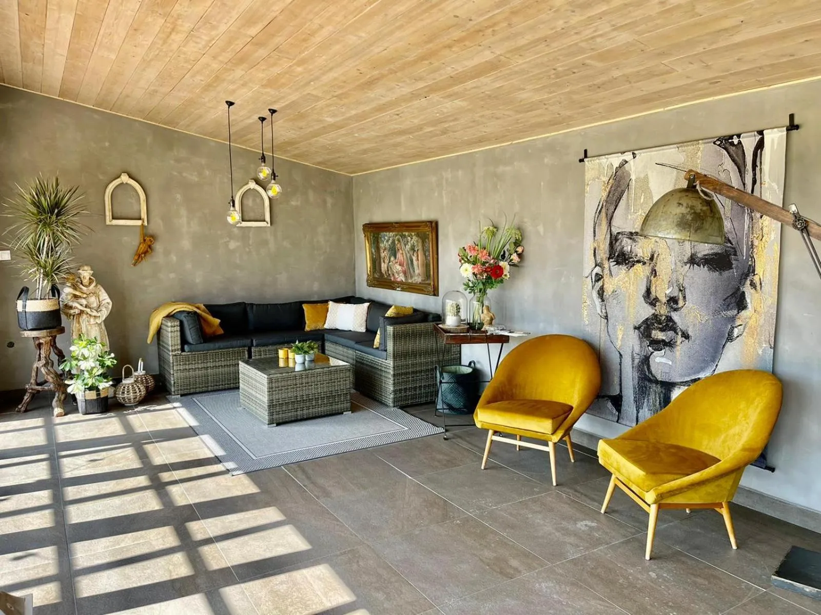 Communal lounge/ TV room in Tisza Topic