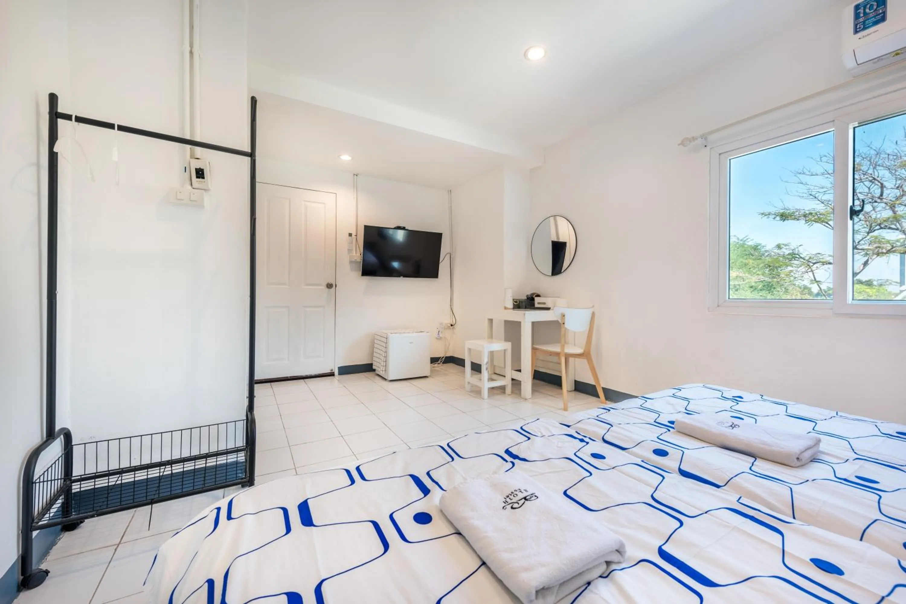 Bed in Sloth Hostel Don Mueang