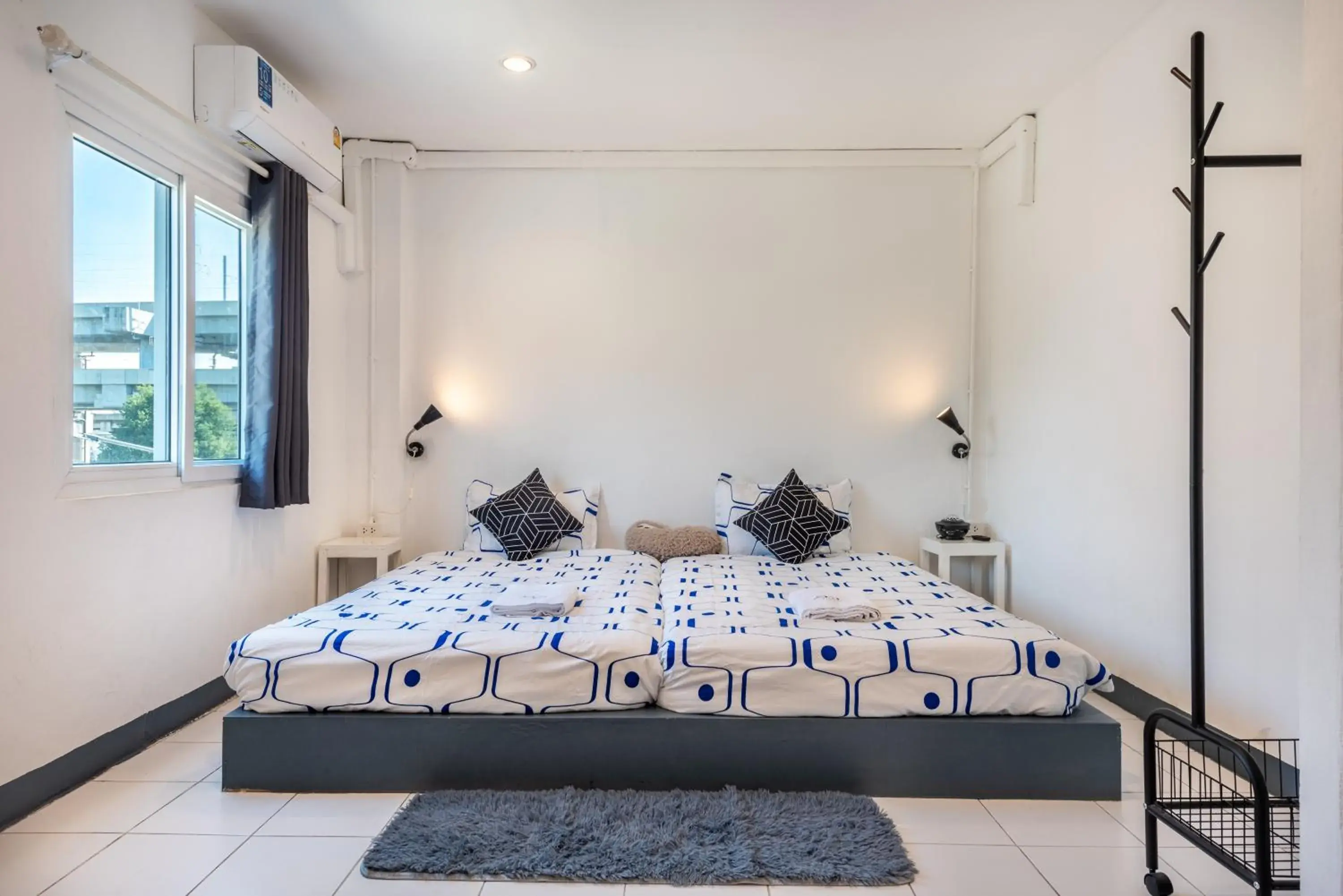 Superior Twin Room in Sloth Hostel Don Mueang Superior Twin Room in Sloth Hostel Don Mueang