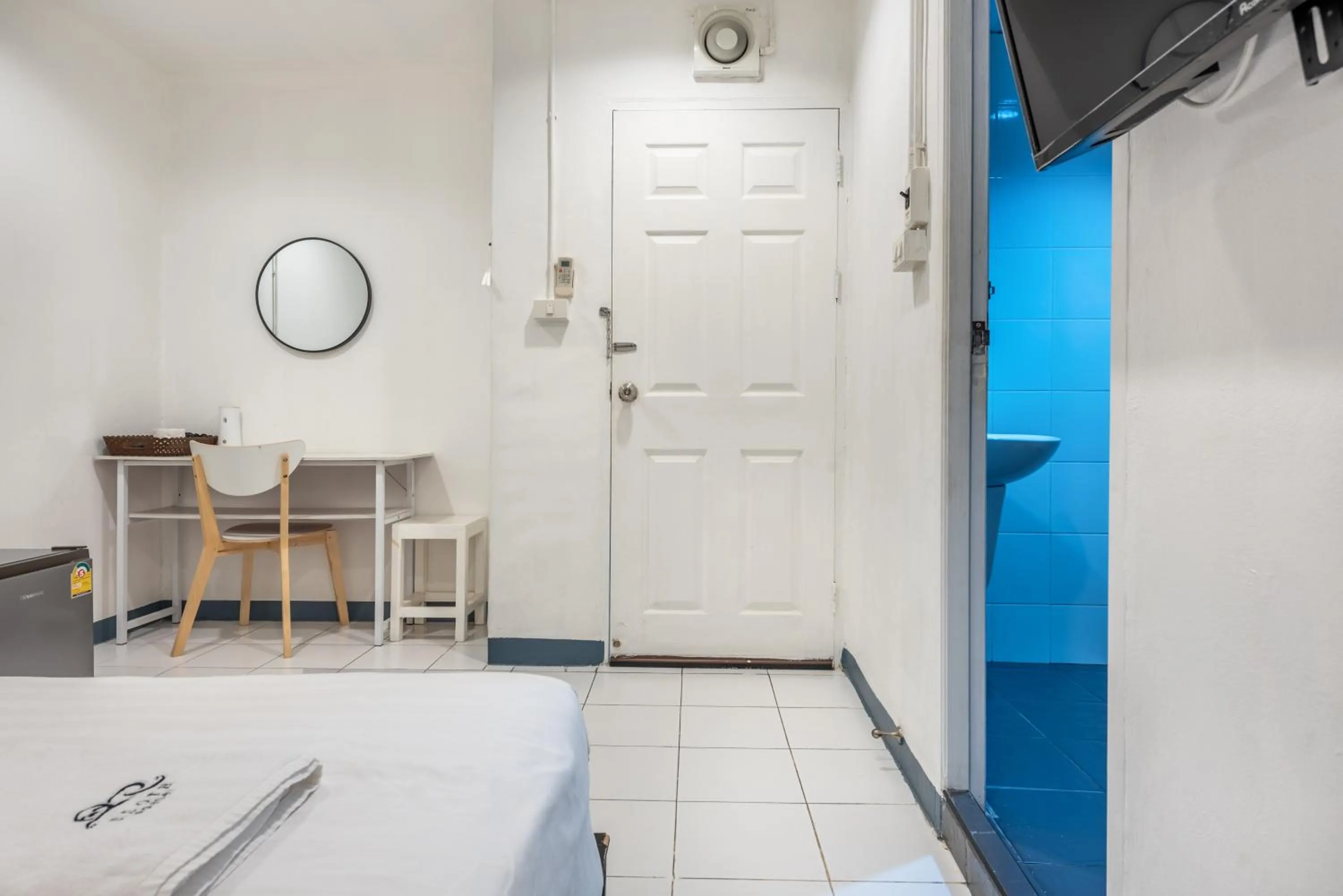 Bed in Sloth Hostel Don Mueang