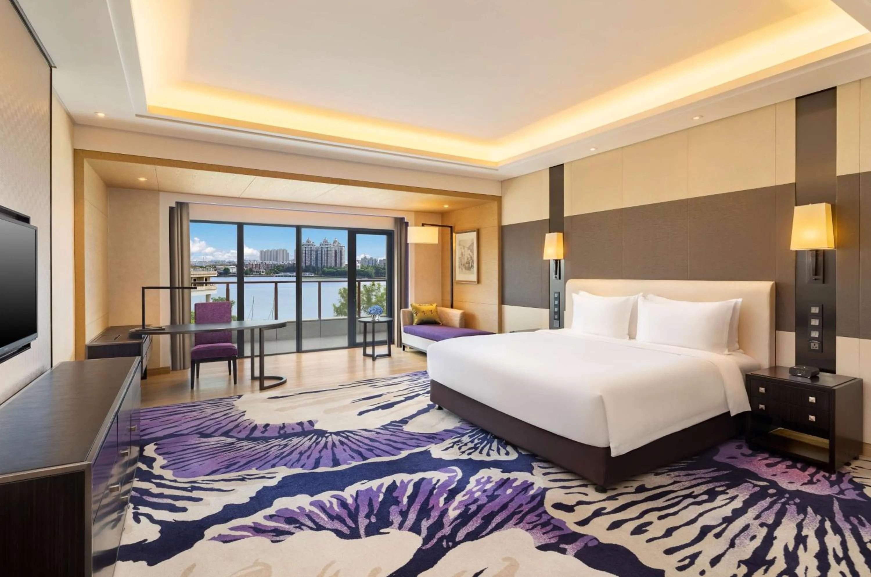 Bedroom, Bed in Radisson Blu Hotel Wuhan ETD Zone