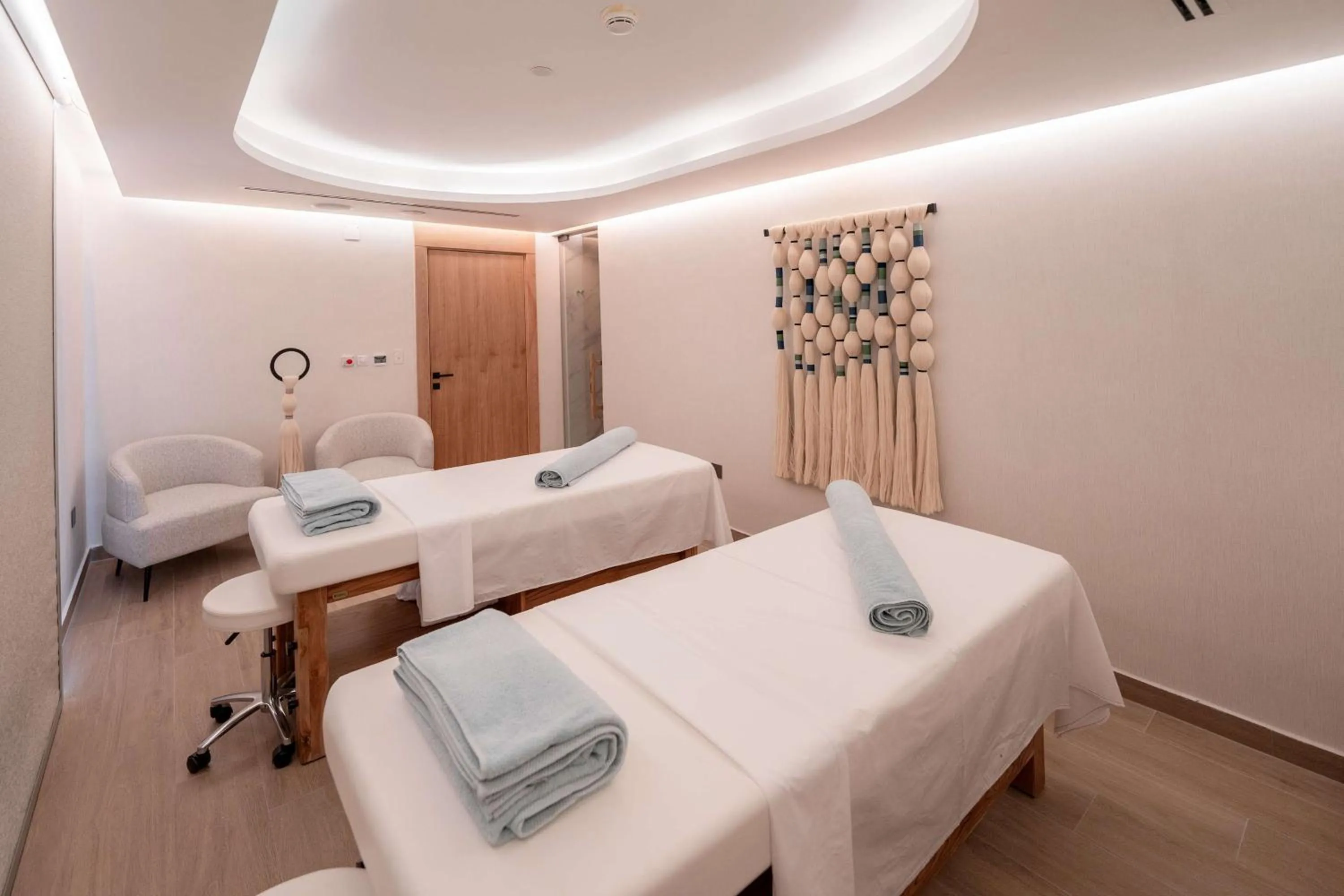 Massage in DoubleTree by Hilton Hotel Aqaba