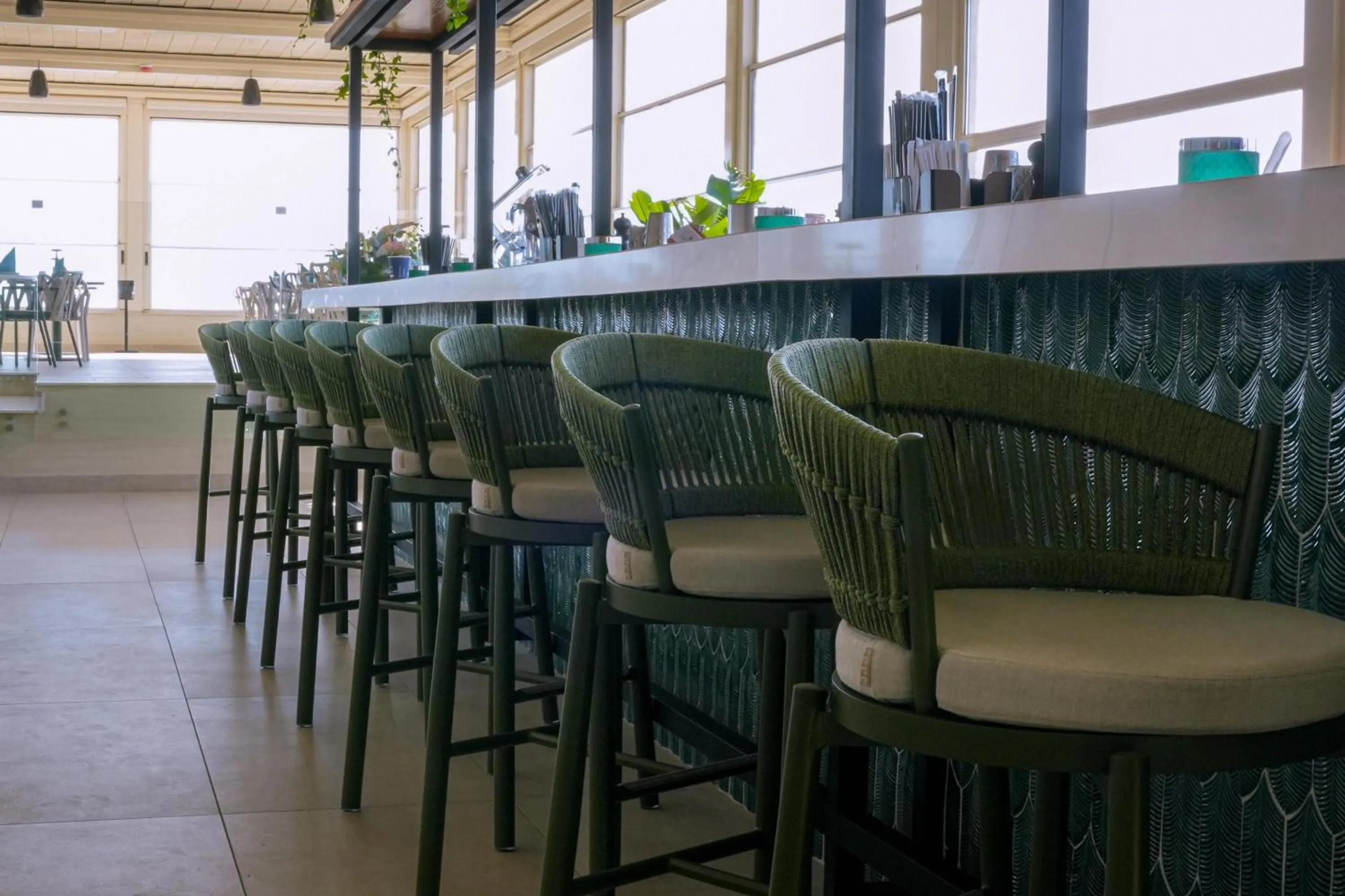 Lounge or bar in DoubleTree by Hilton Hotel Aqaba