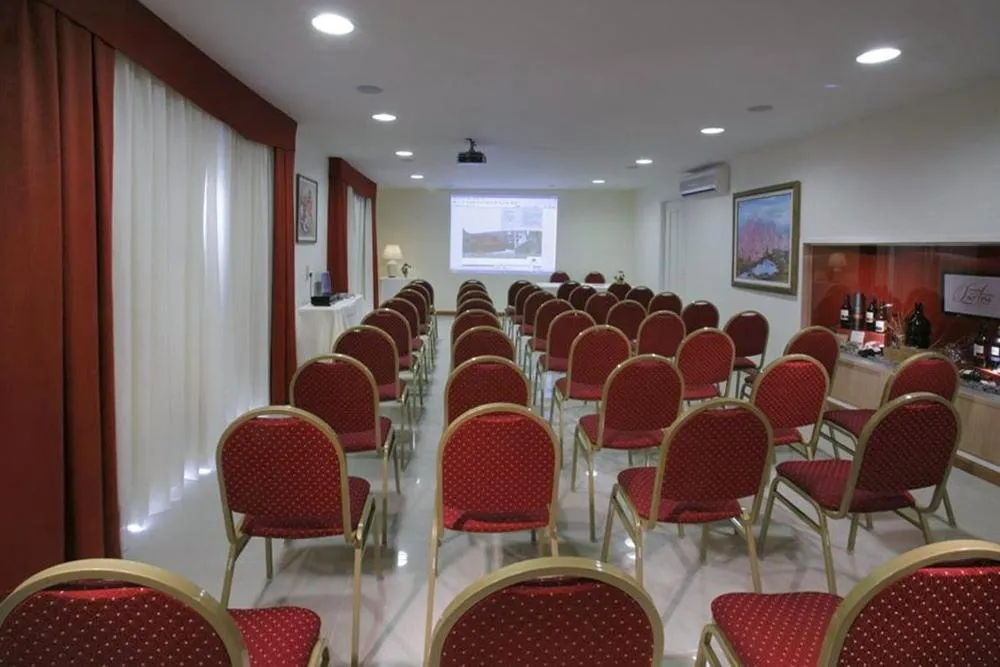 Business facilities in Cóndor Suites Apart Hotel
