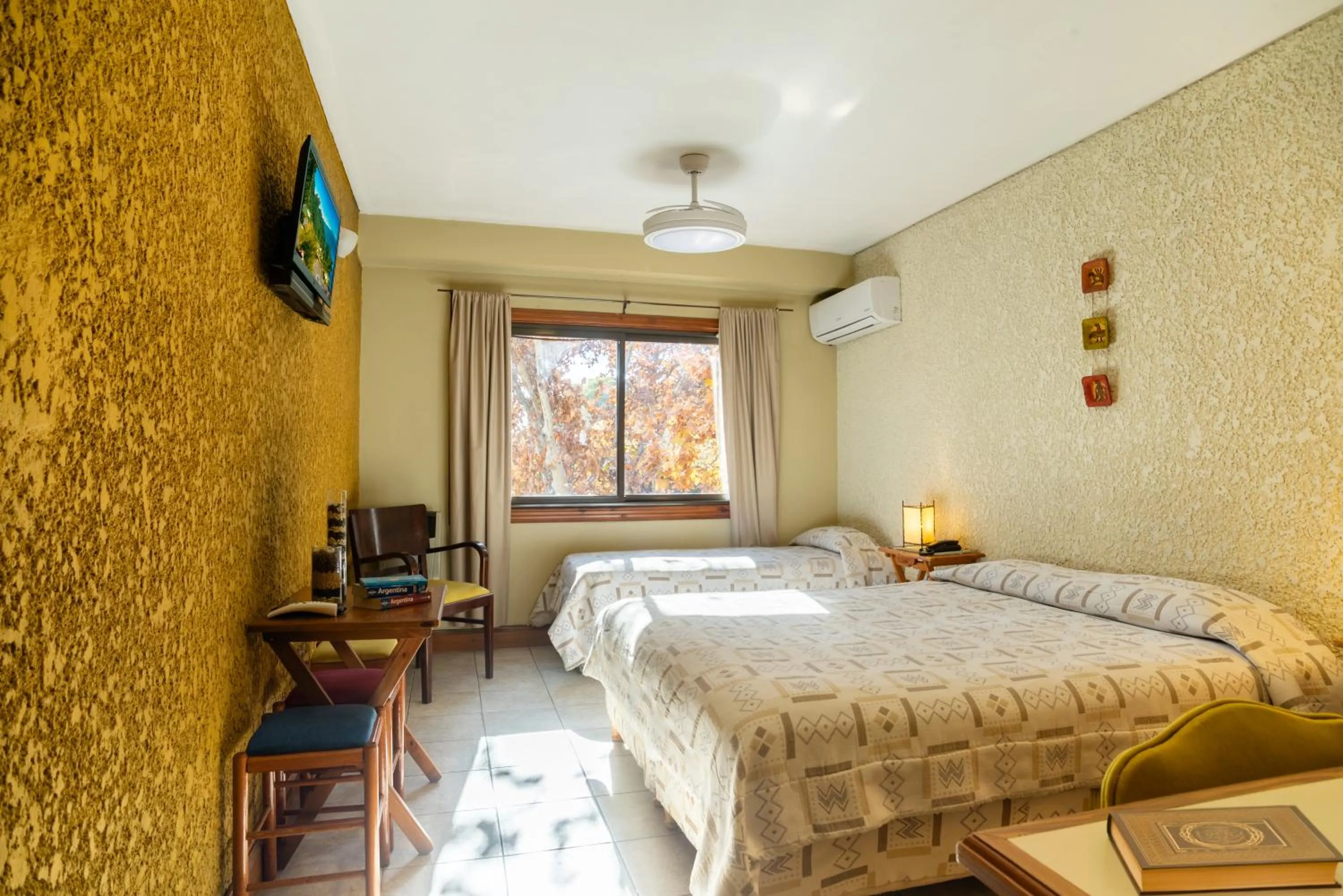 Bed in Hotel Xumec Mendoza Centro