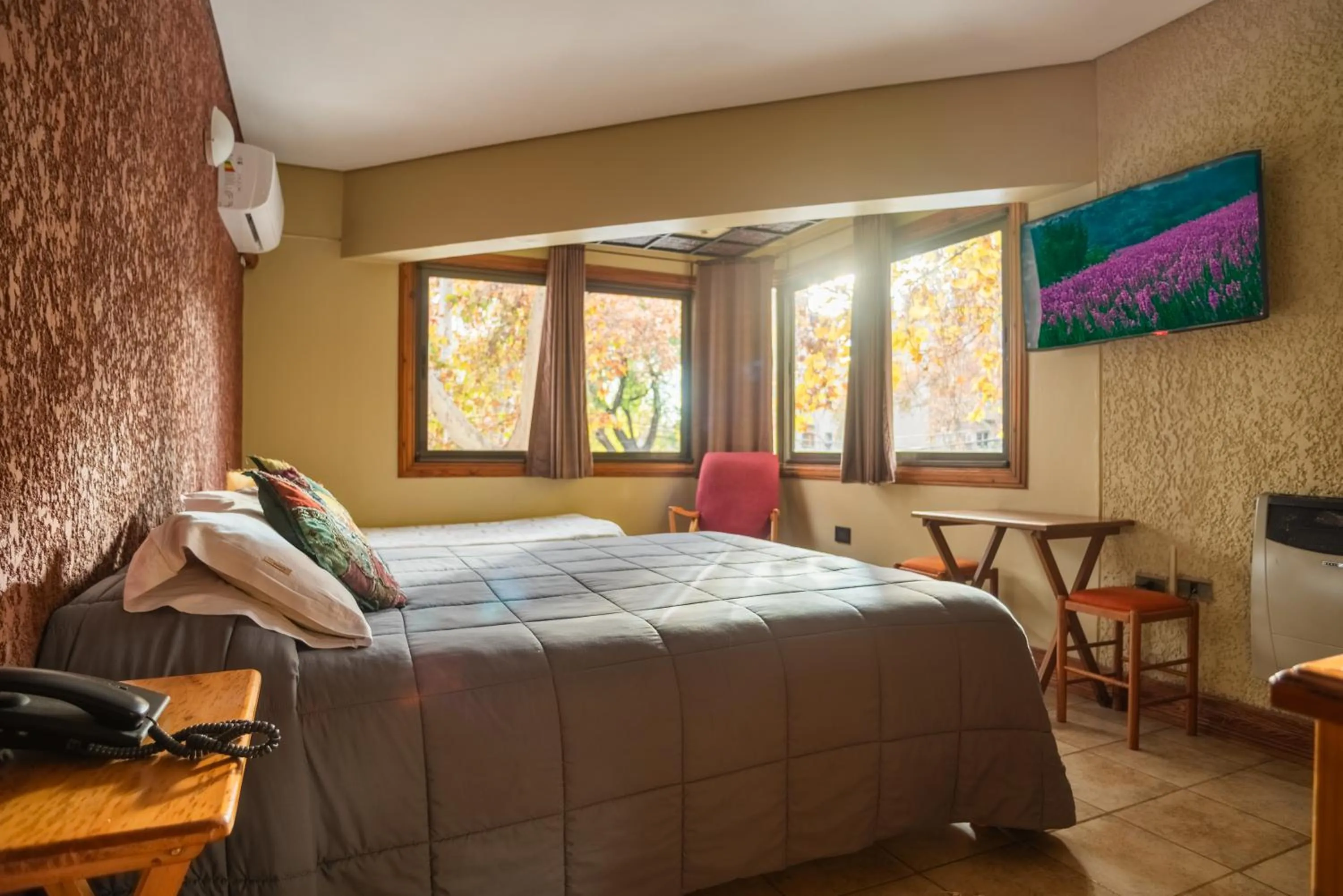 Bed in Hotel Xumec Mendoza Centro