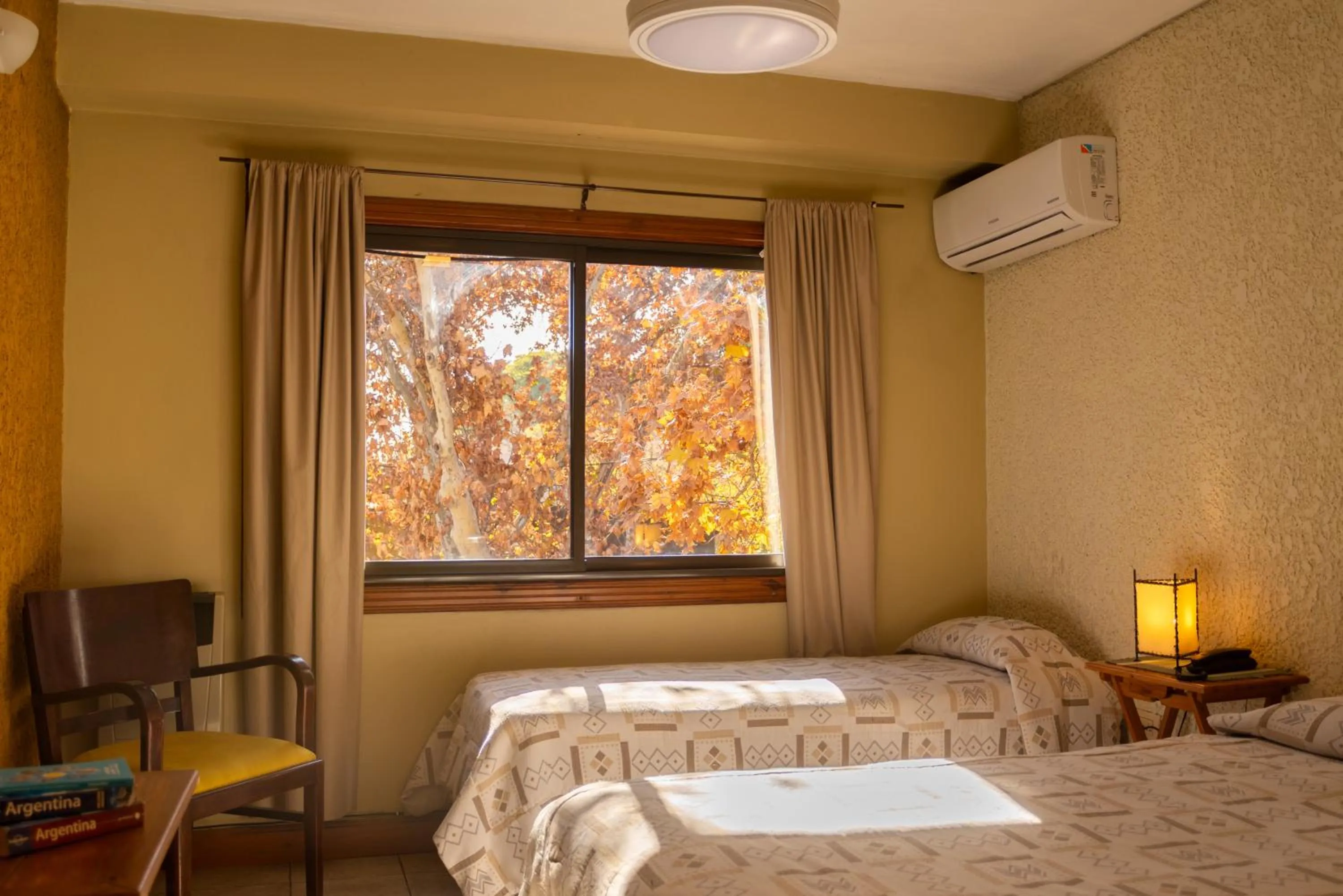 Bed in Hotel Xumec Mendoza Centro