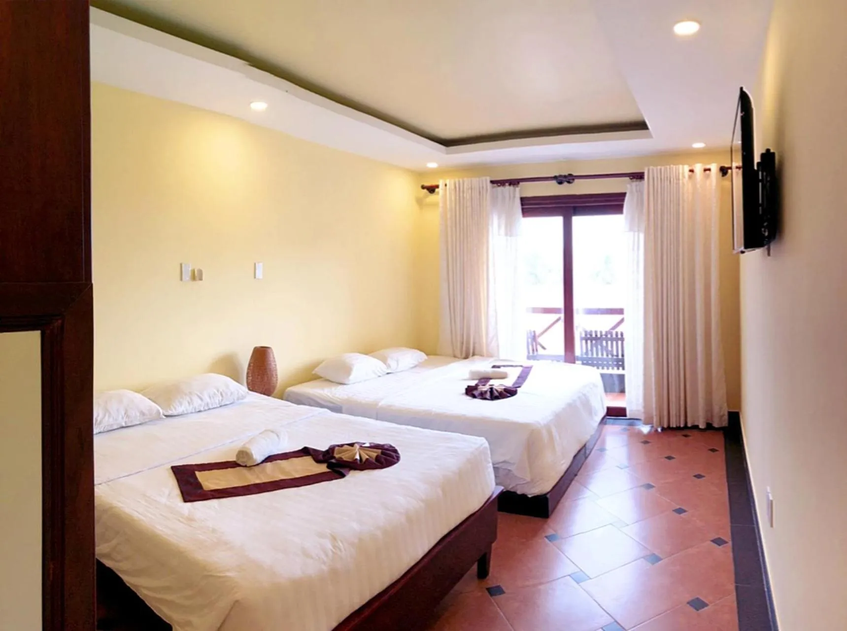 Bed in Thai Hoa Mui Ne Resort