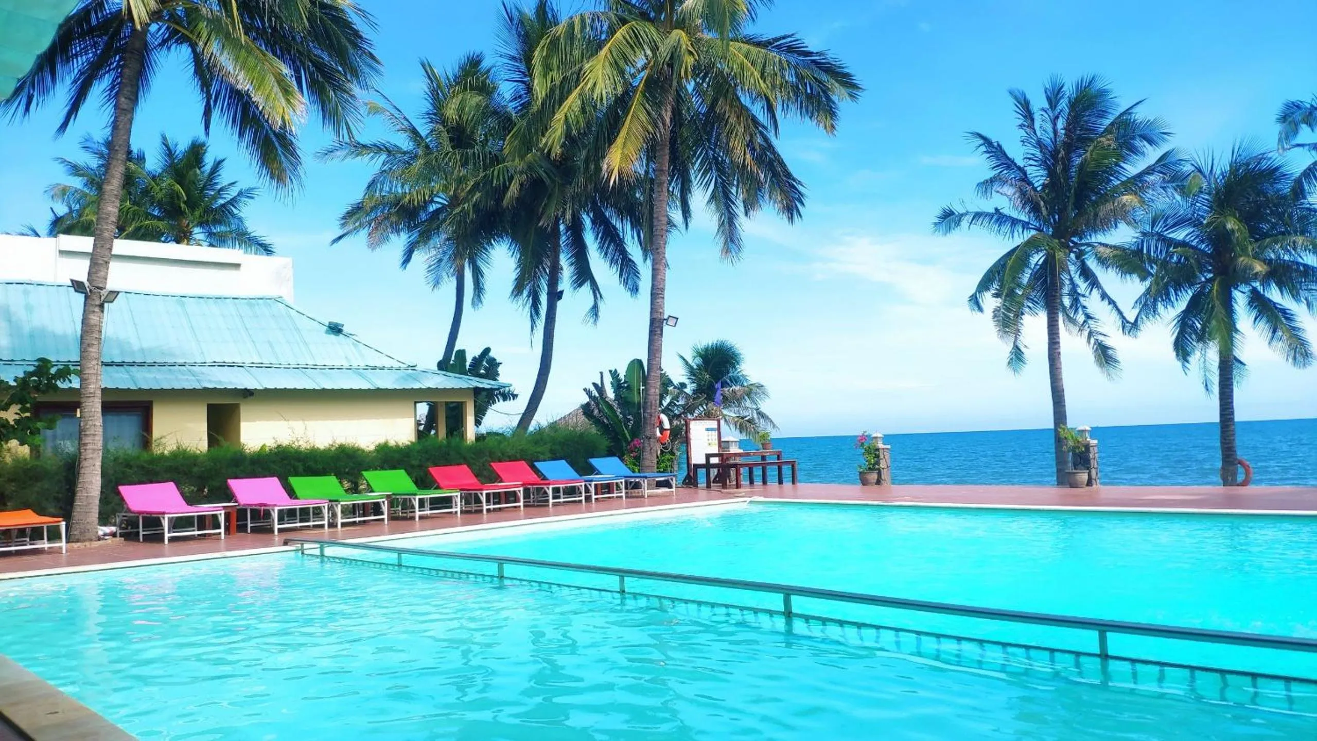 Swimming Pool in Thai Hoa Mui Ne Resort
