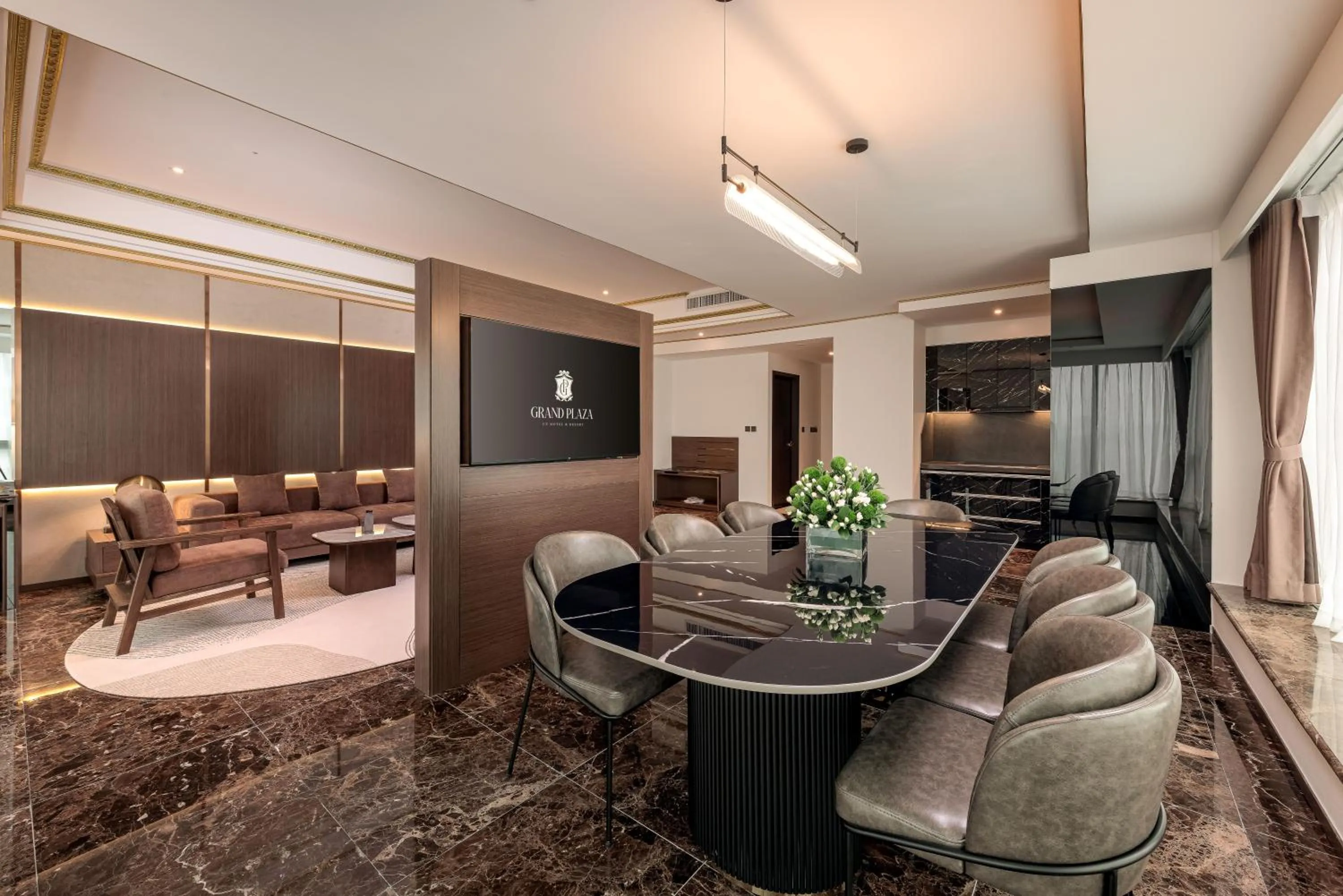 Living room in Grand Plaza Hotel Hanoi