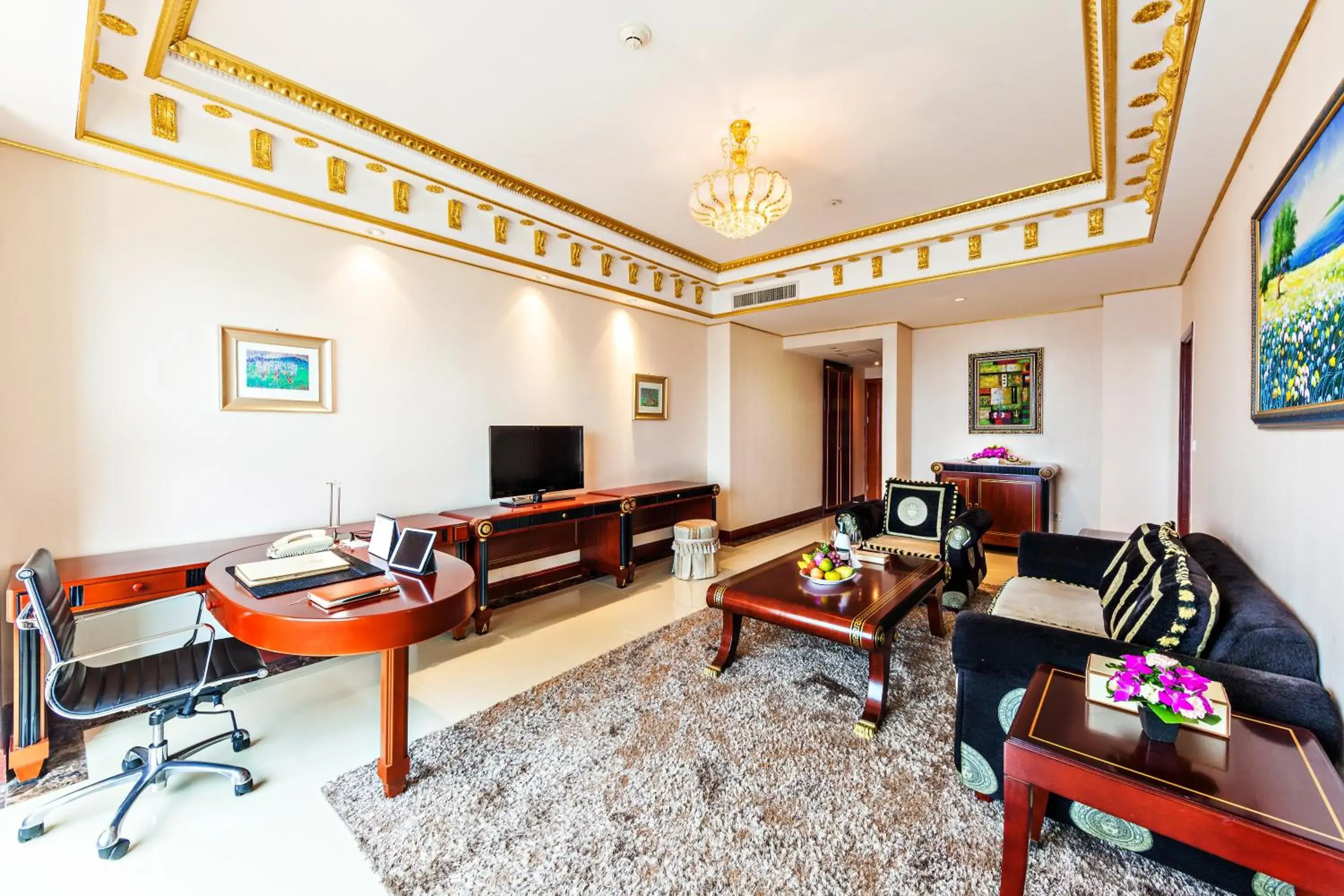 Executive Suite in Grand Plaza Hotel Hanoi Executive Suite in Grand Plaza Hotel Hanoi