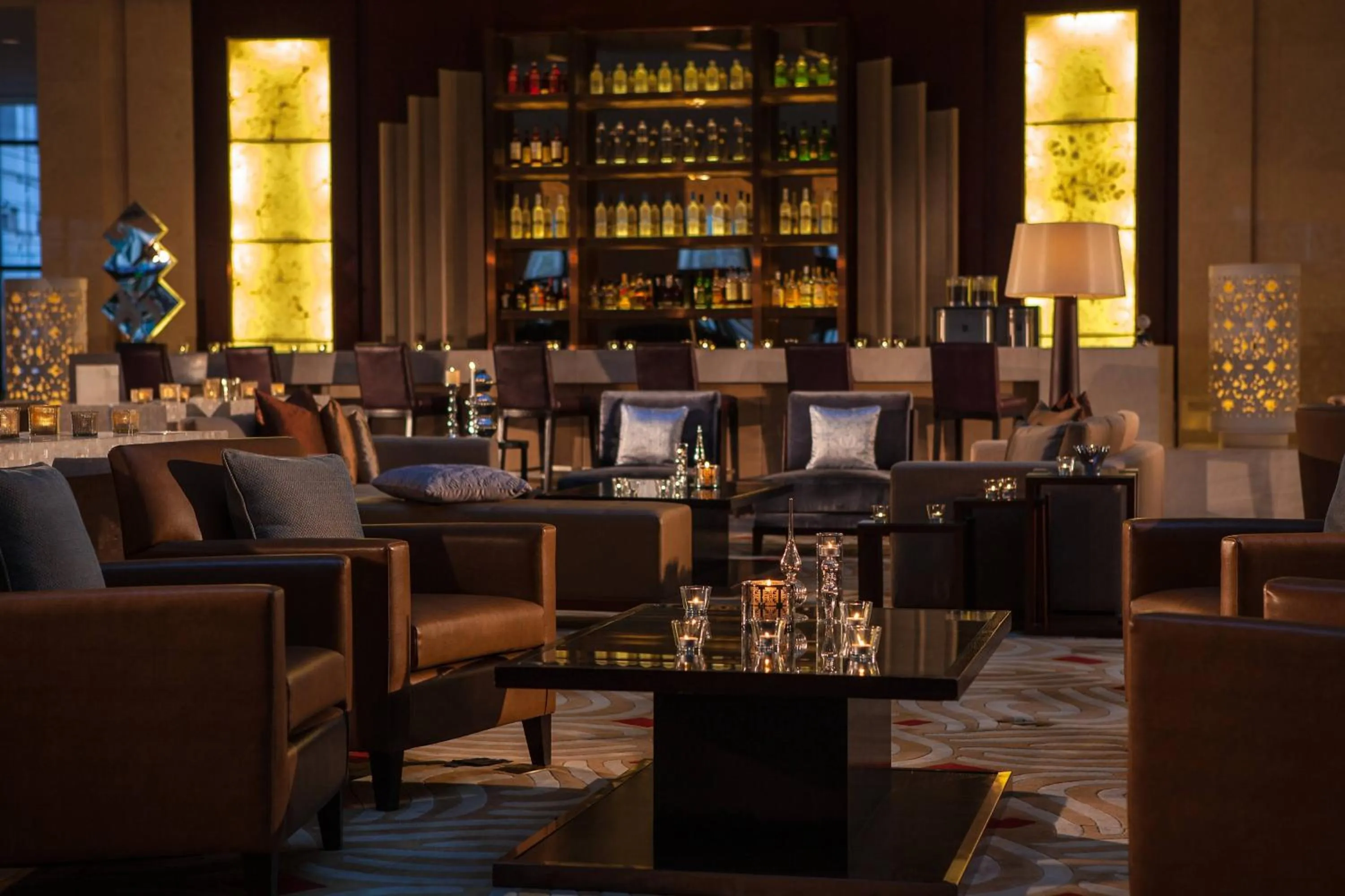 Lobby or reception in Renaissance Tianjin Lakeview Hotel