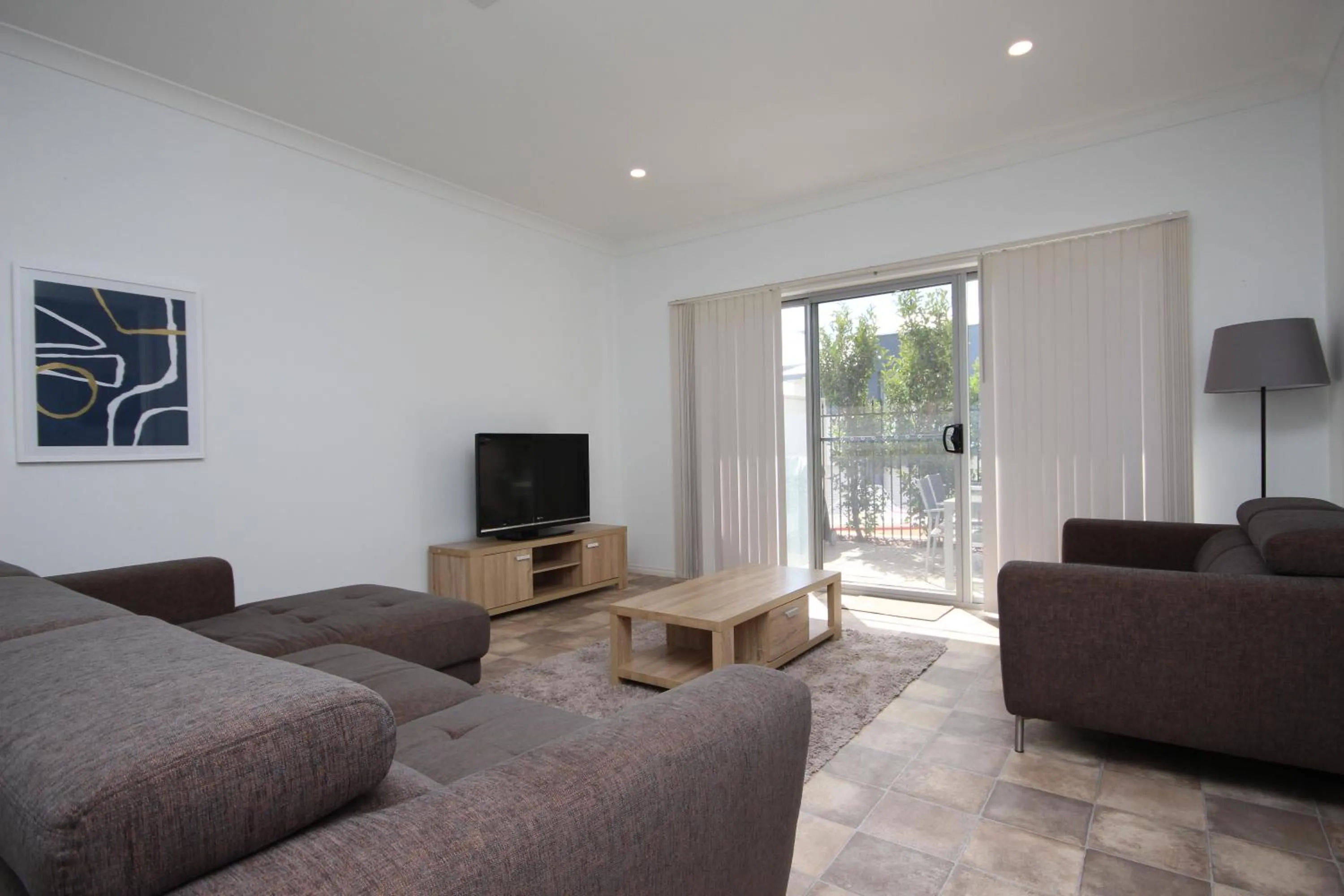 TV and multimedia in Wallaroo Marina Apartments