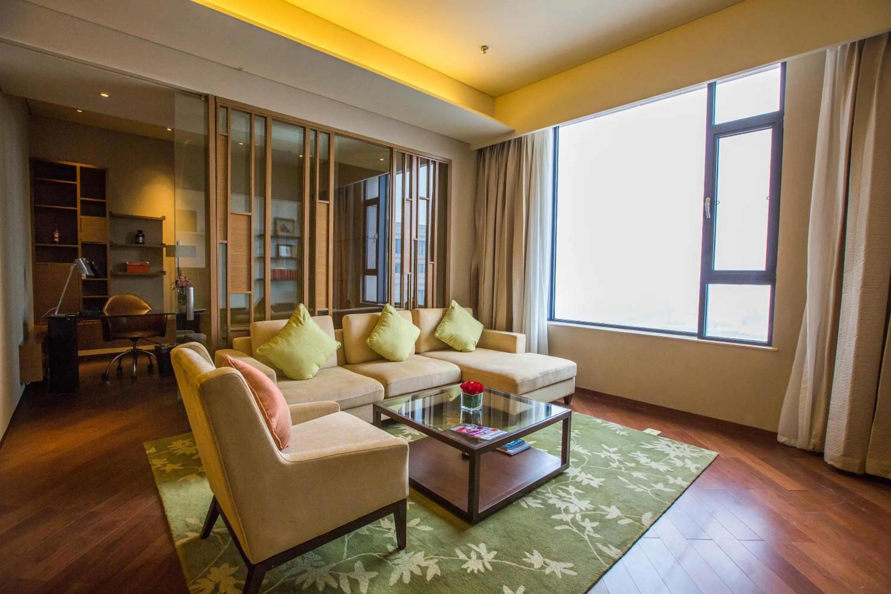 Seating area in Marriott Executive Apartment Tianjin Lakeview