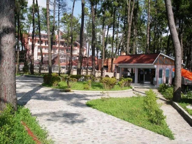 Garden in Villa ReTa Hotel & SPA