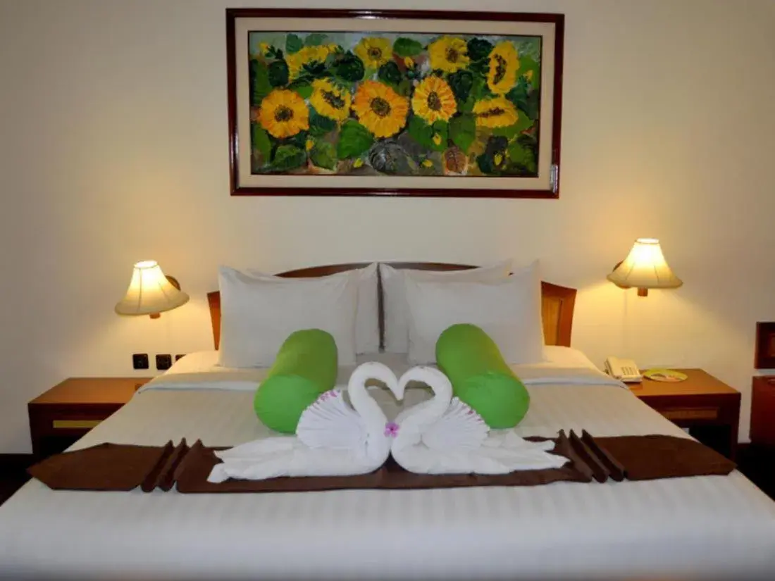Superior Double Room in Grand Whiz Hotel Trawas Mojokerto Superior Double Room in Grand Whiz Hotel Trawas Mojokerto