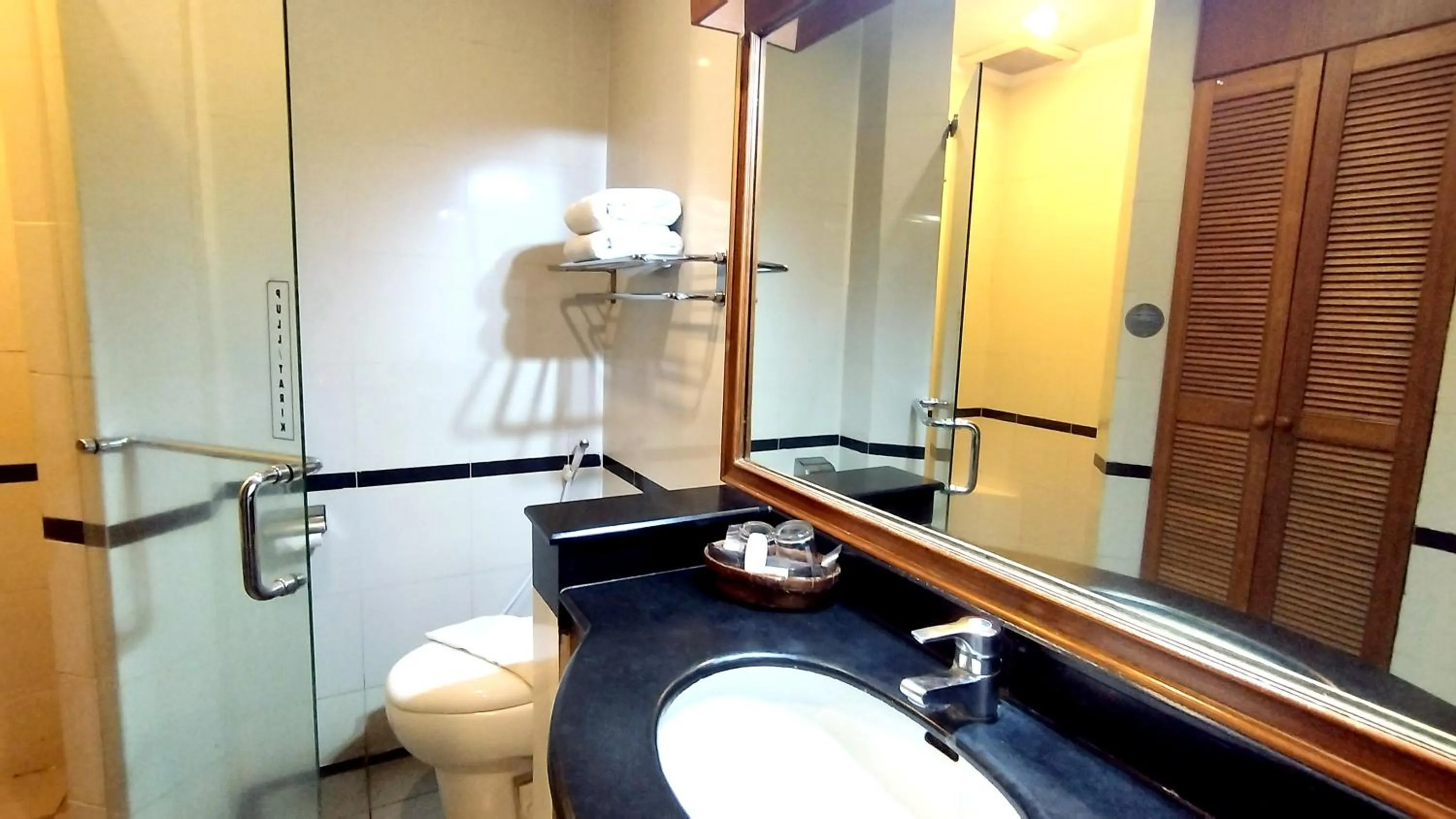Bathroom in Grand Whiz Hotel Trawas Mojokerto