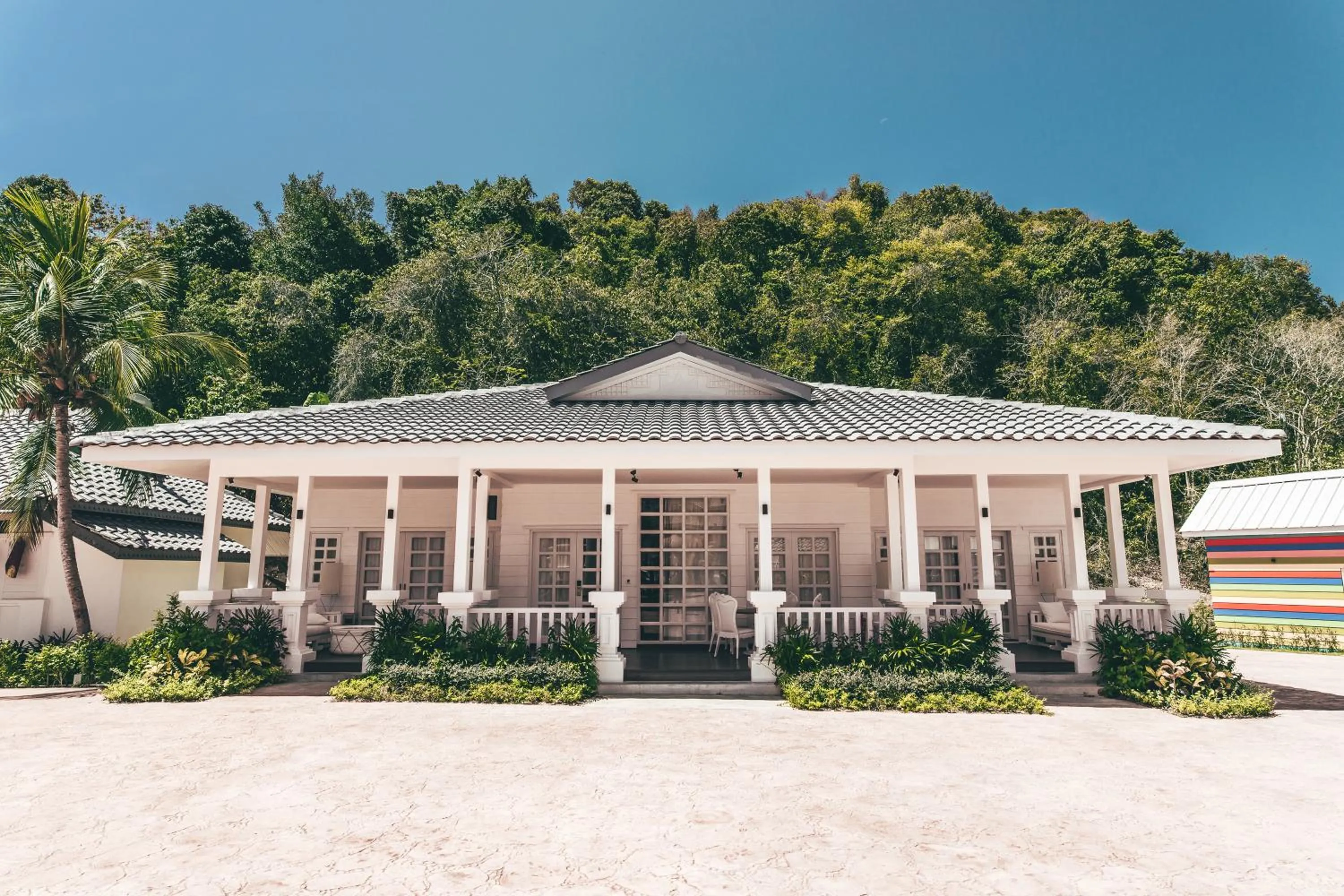 Facade/entrance in Dash Resort Langkawi