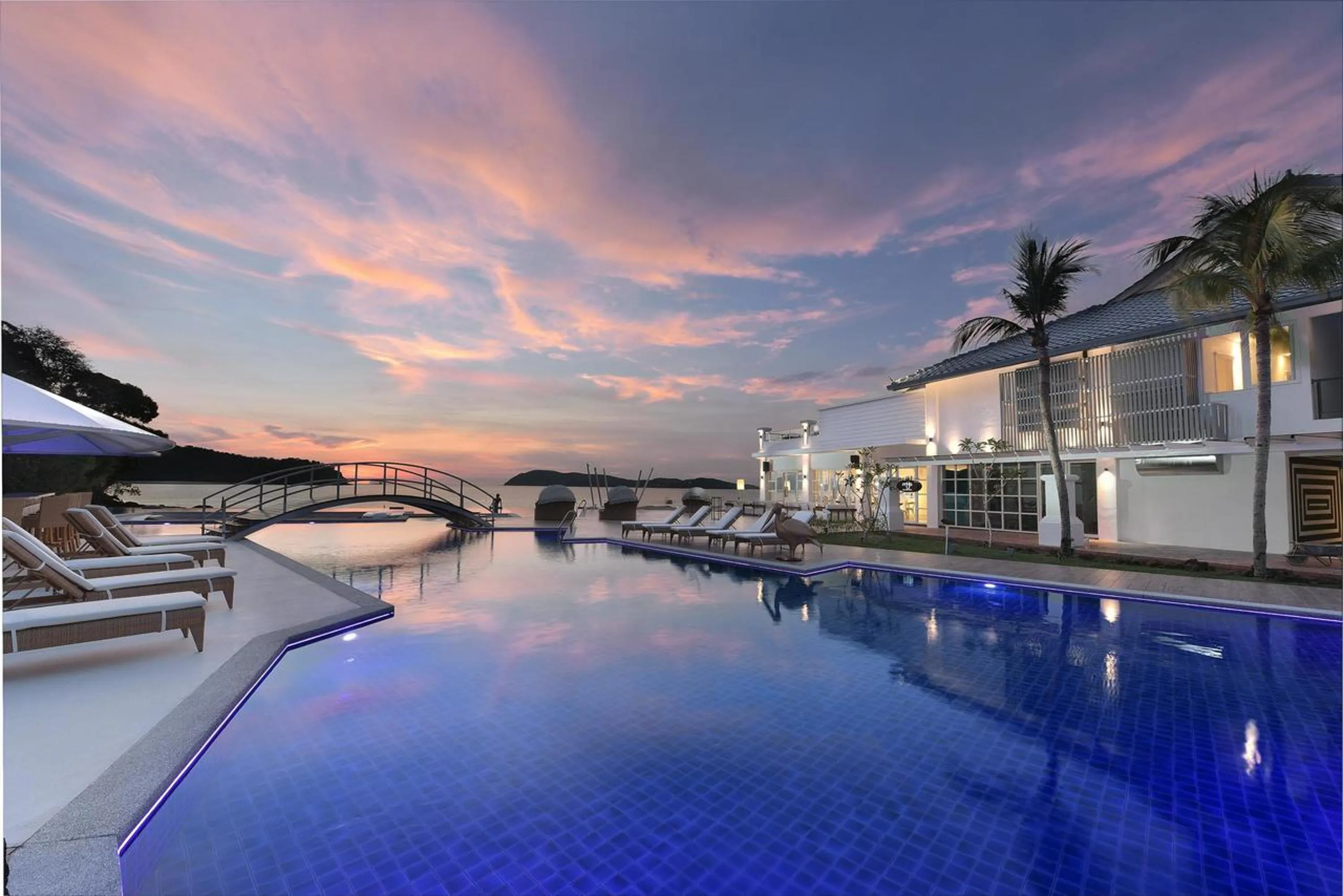 Swimming pool in Dash Resort Langkawi