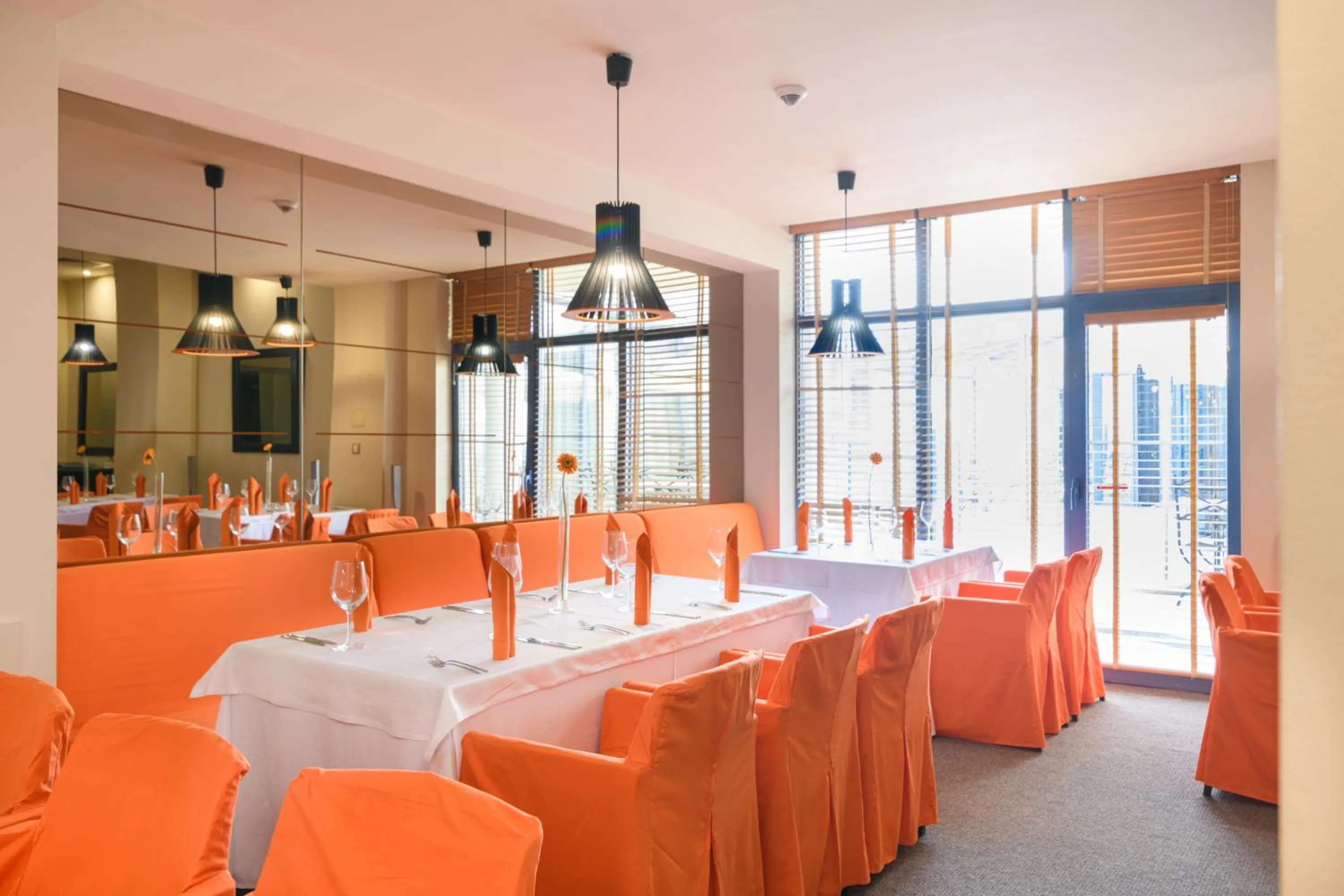 Restaurant/places to eat in Azalia Beach Hotel Balneo & SPA