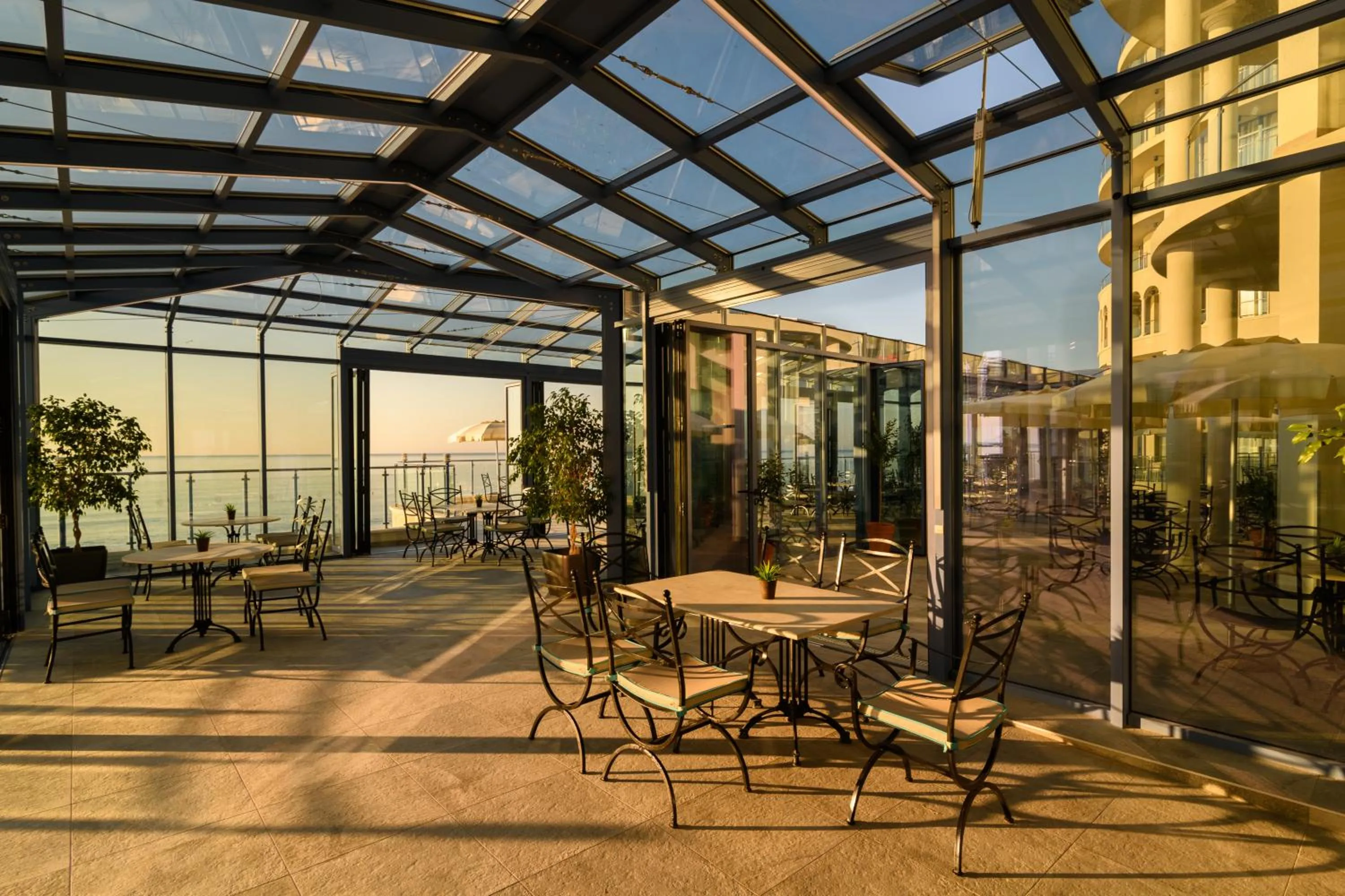 Azalia Beach Hotel Balneo & SPA