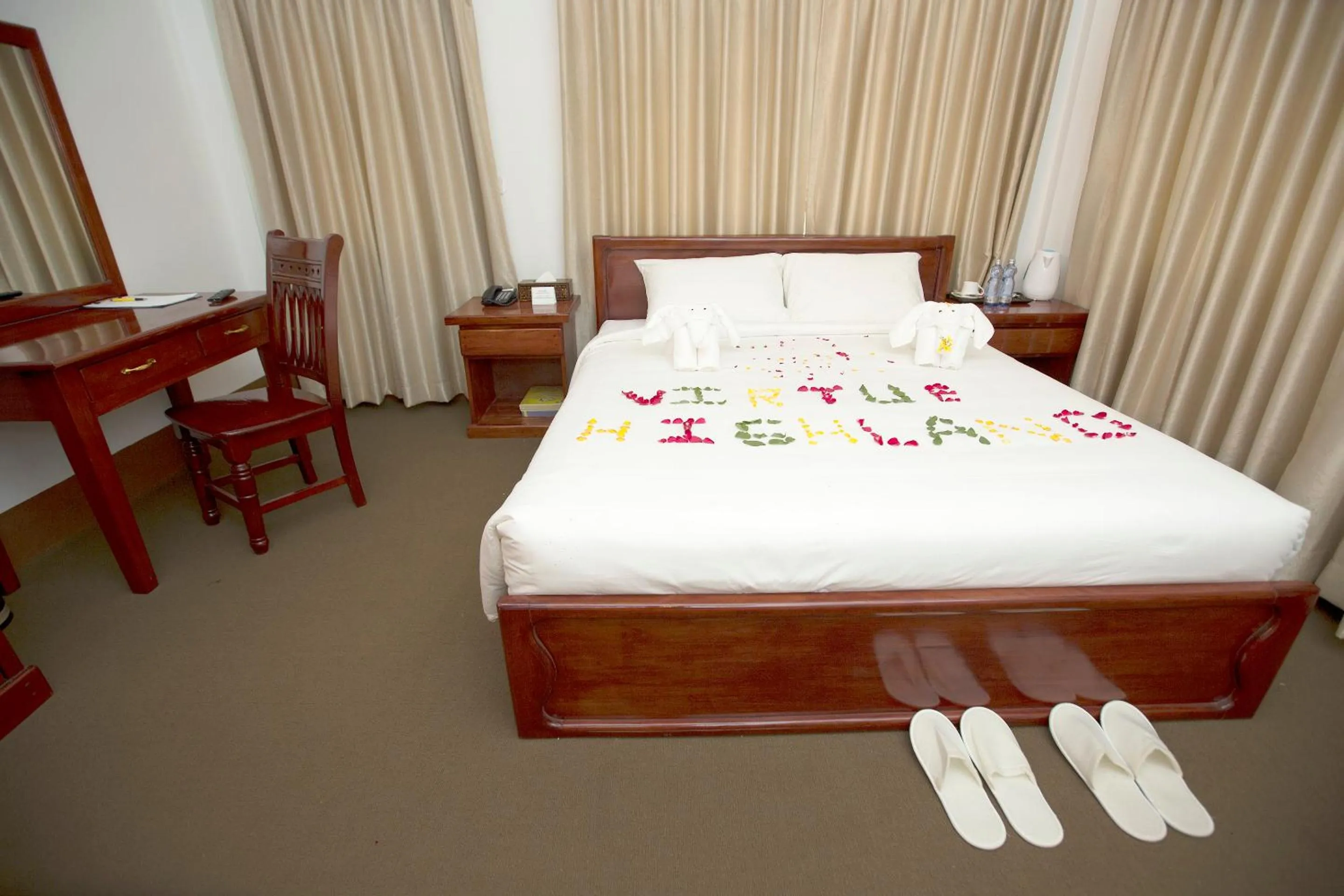 Bed in Virtue Highland Hotel