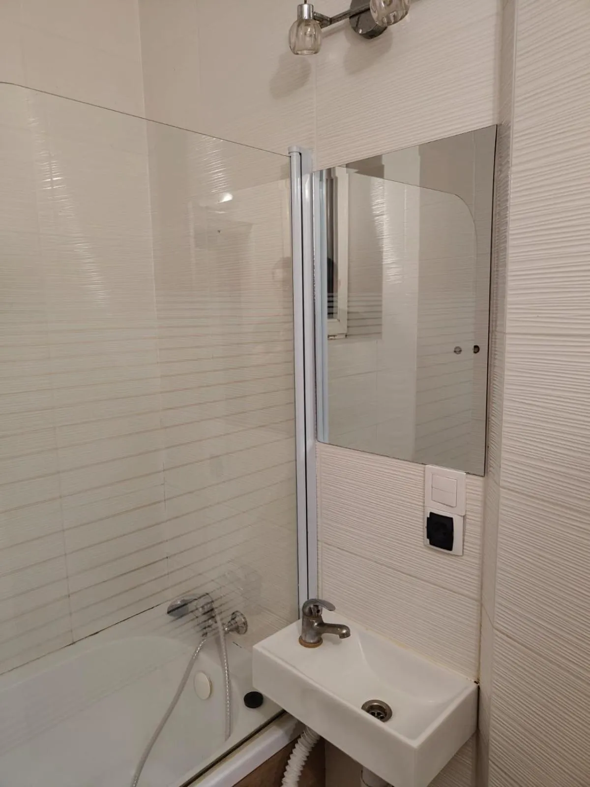 Shower in Kwadrat B&B Jałowego