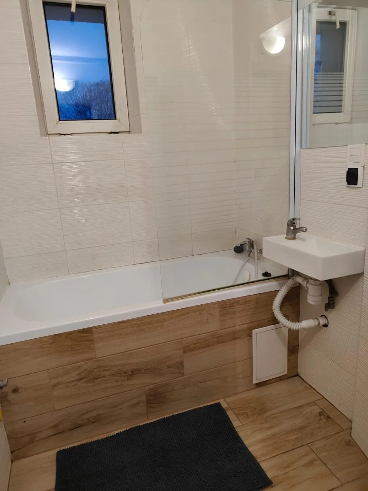 Shower in Kwadrat B&B Jałowego