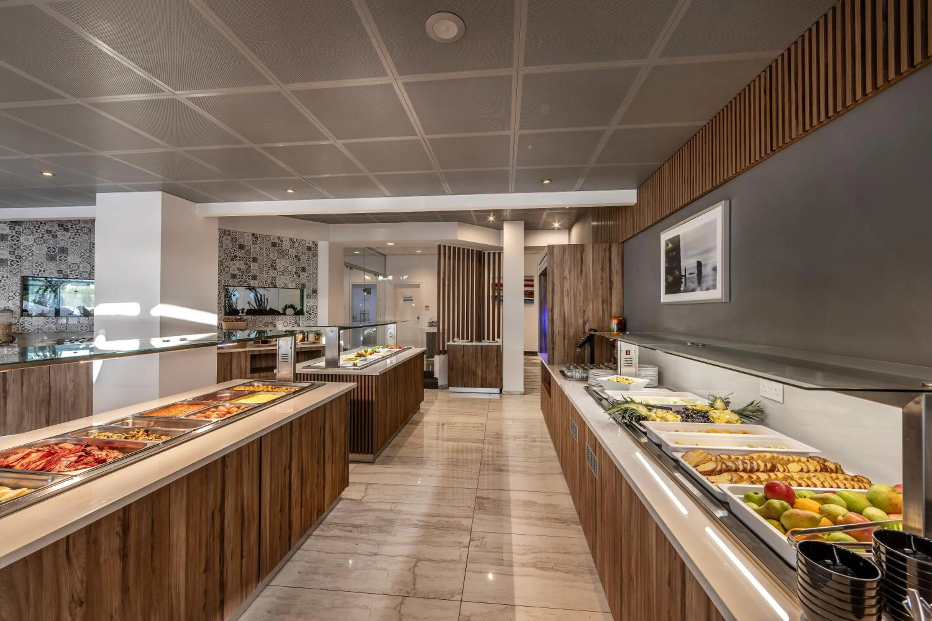 Lantiana Gardens ApartHotel