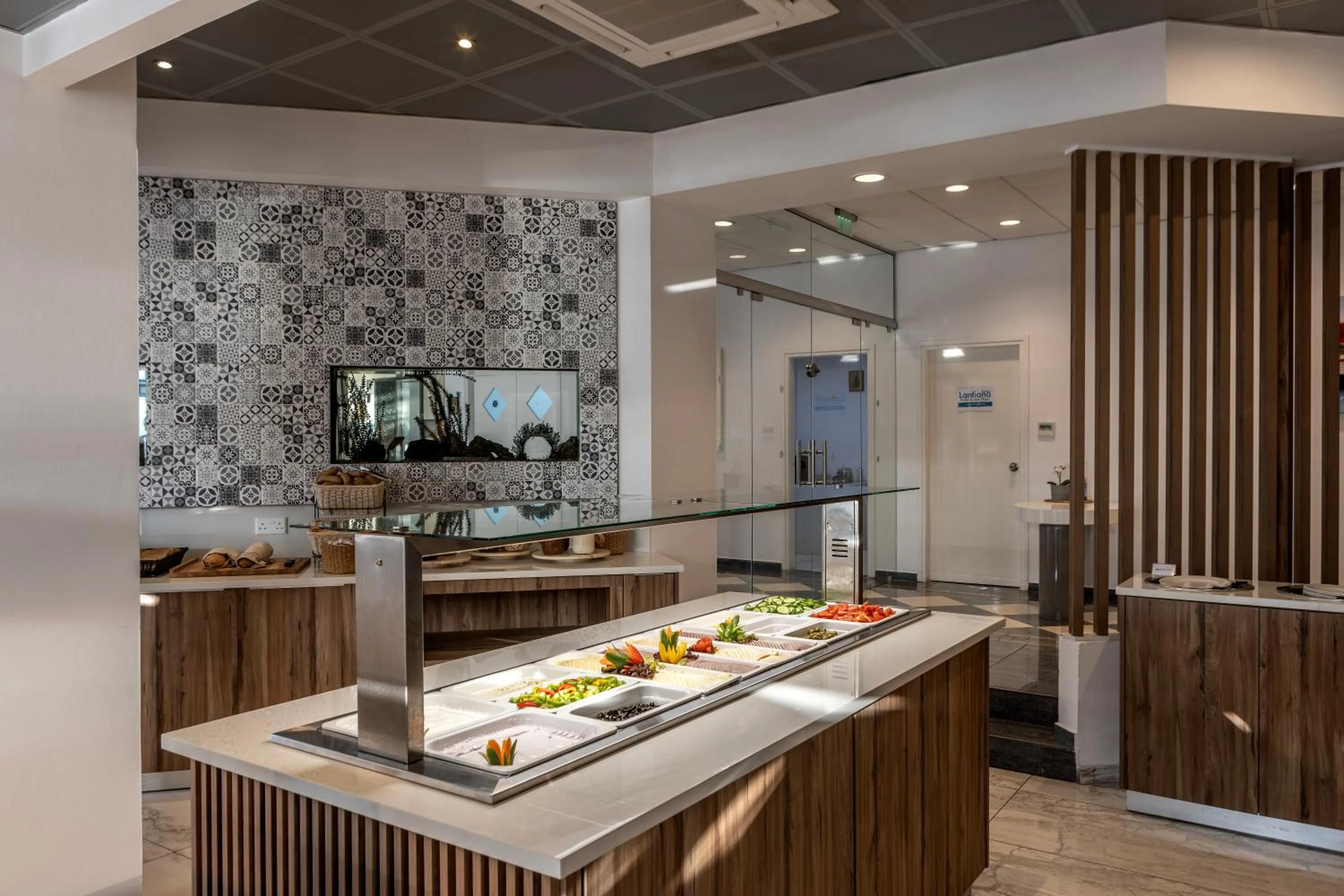 Lantiana Gardens ApartHotel