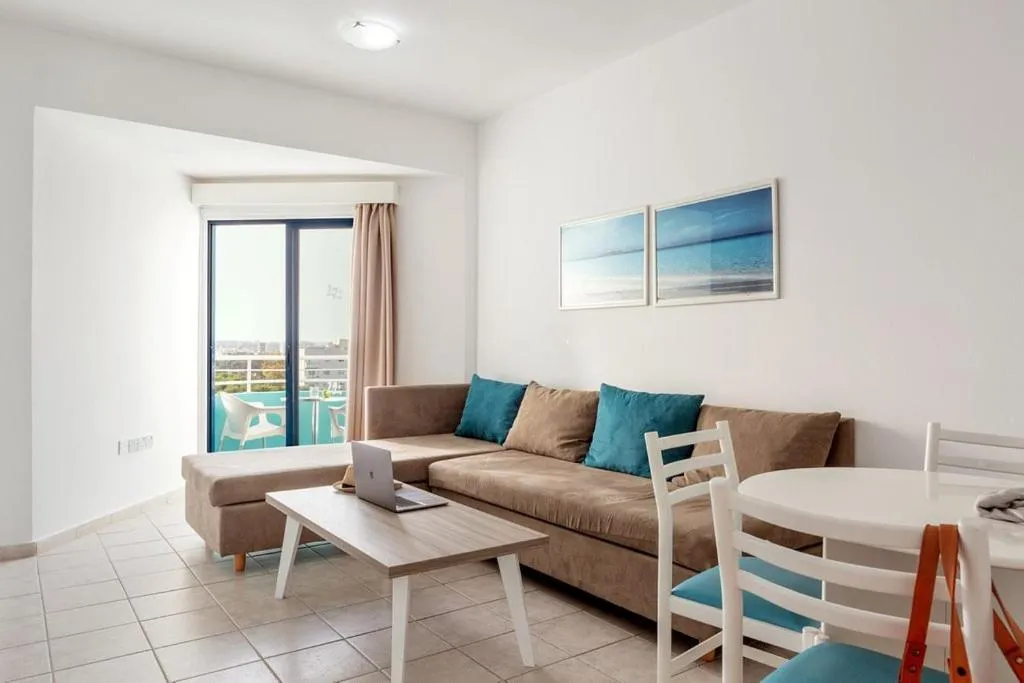 Living room in Lantiana Gardens ApartHotel