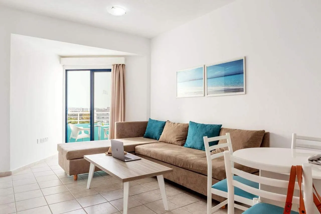 Living room in Lantiana Gardens ApartHotel