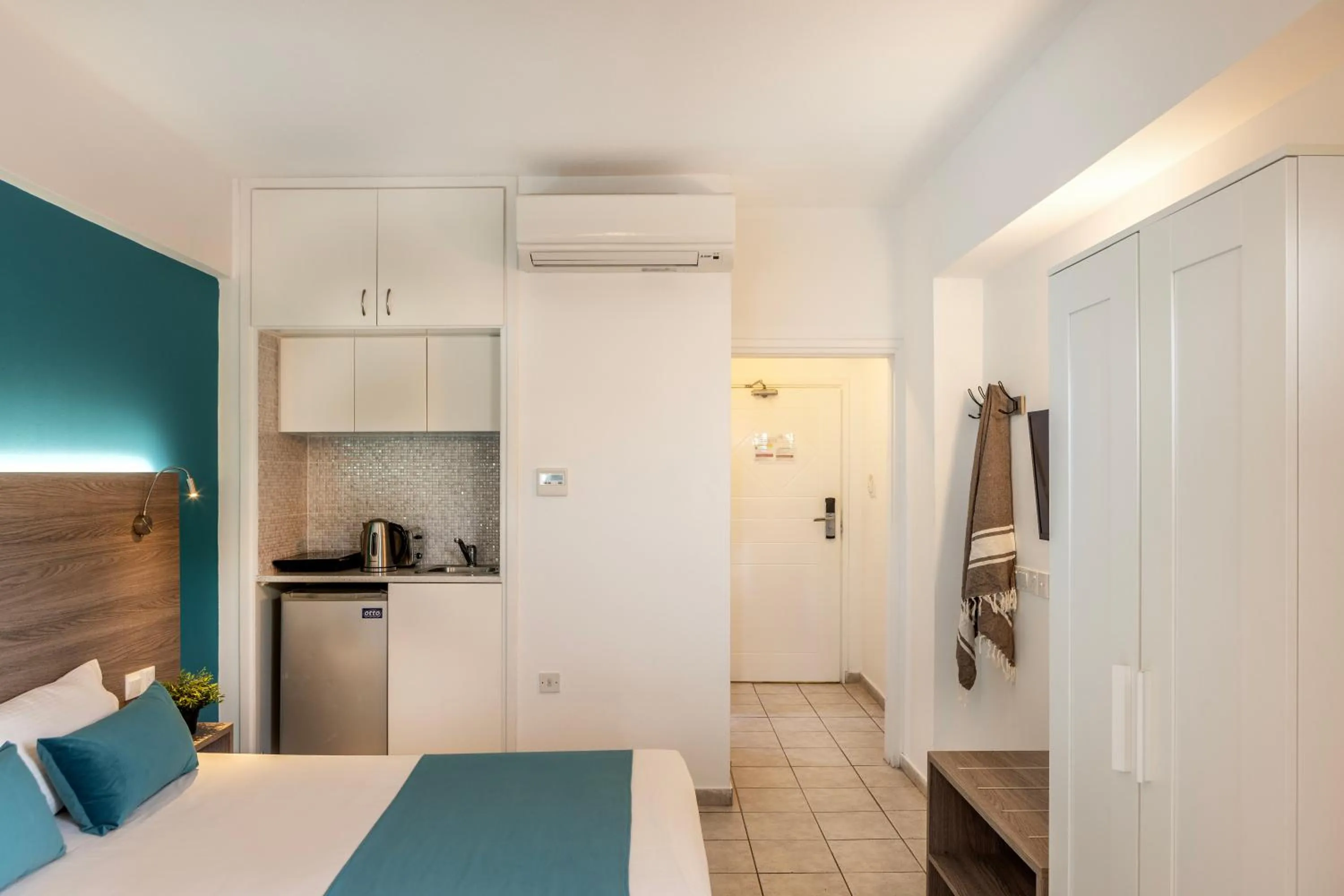 Bed in Lantiana Gardens ApartHotel