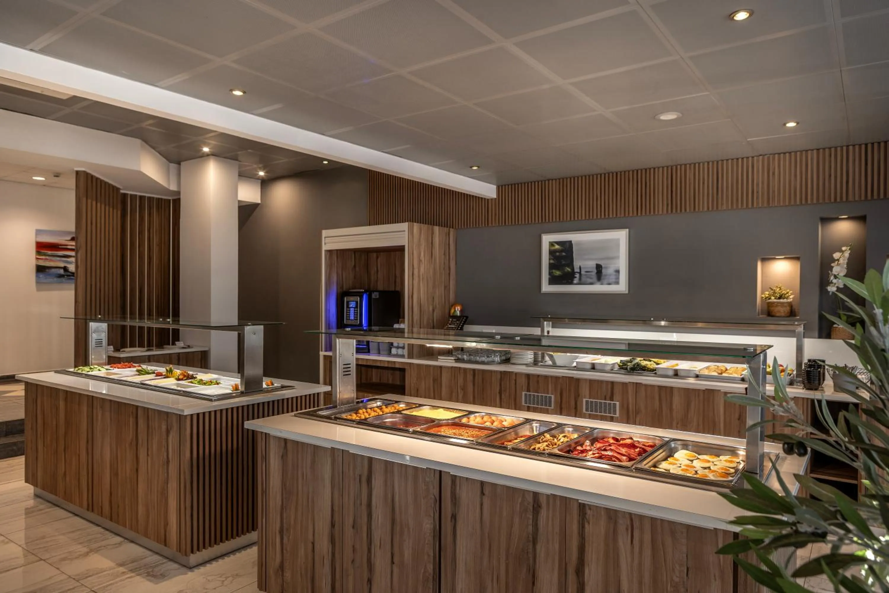 Lantiana Gardens ApartHotel