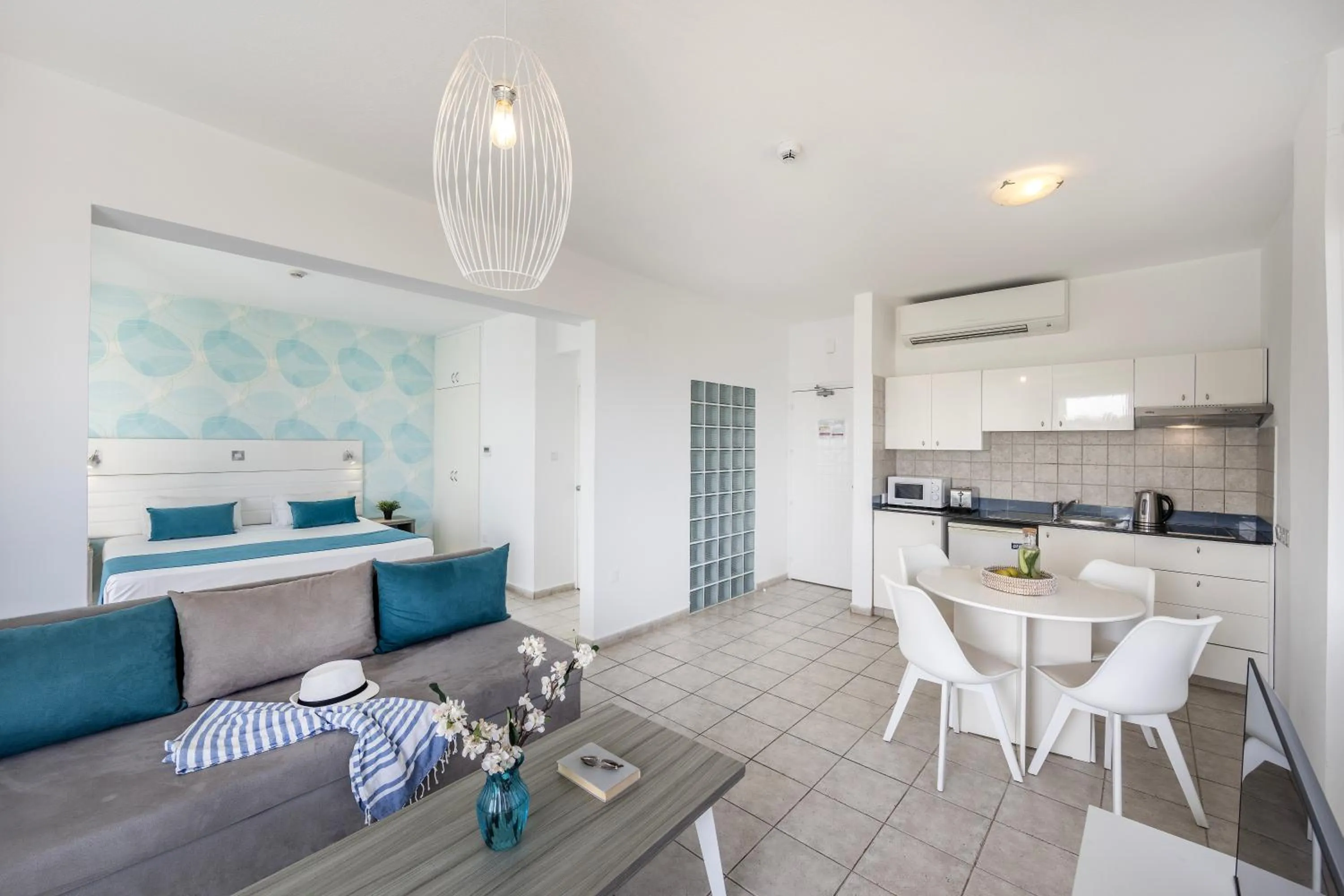 Lantiana Gardens ApartHotel