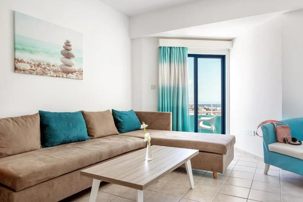 Living room in Lantiana Gardens ApartHotel