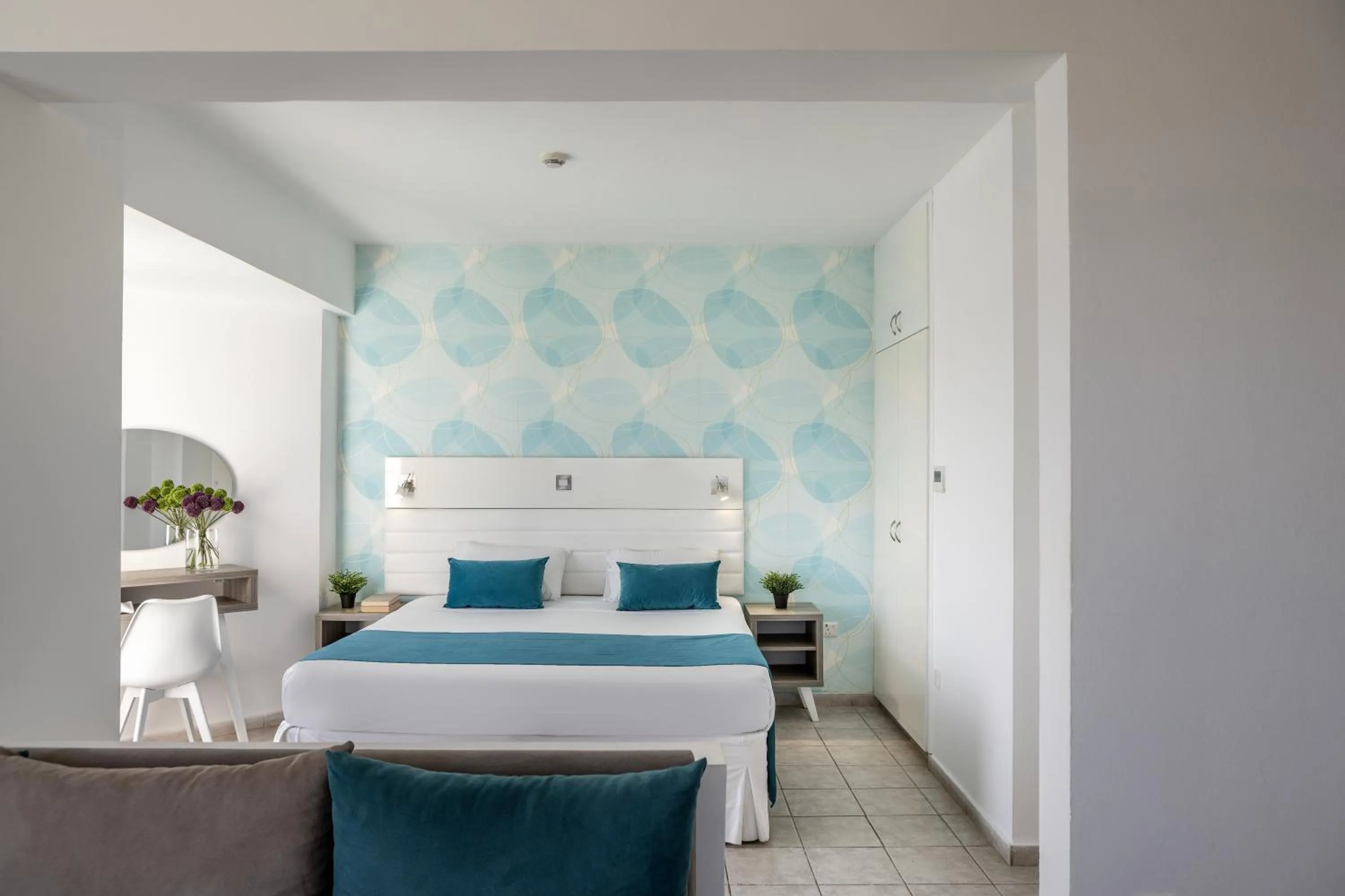 Bed in Lantiana Gardens ApartHotel