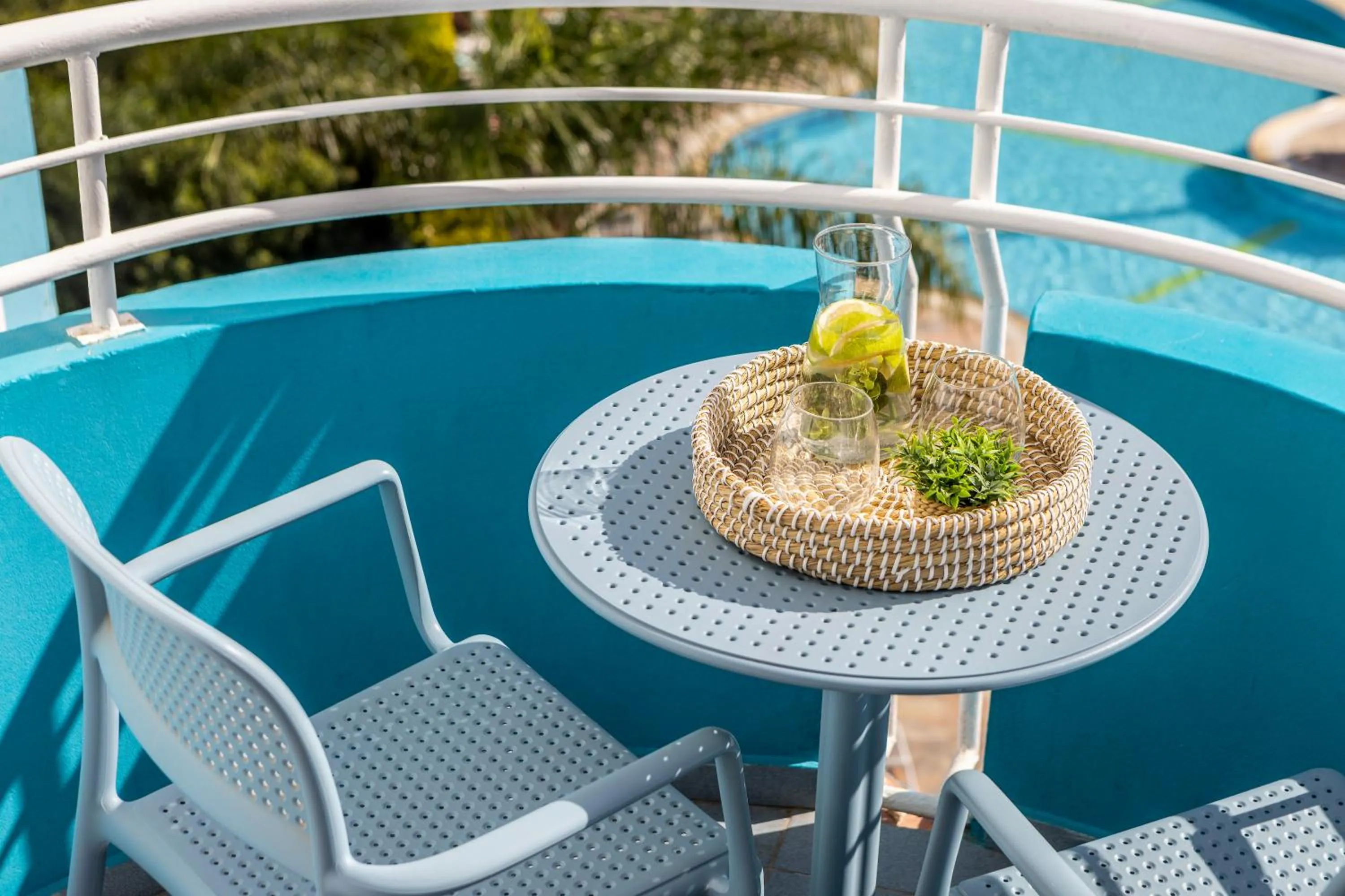 Lantiana Gardens ApartHotel