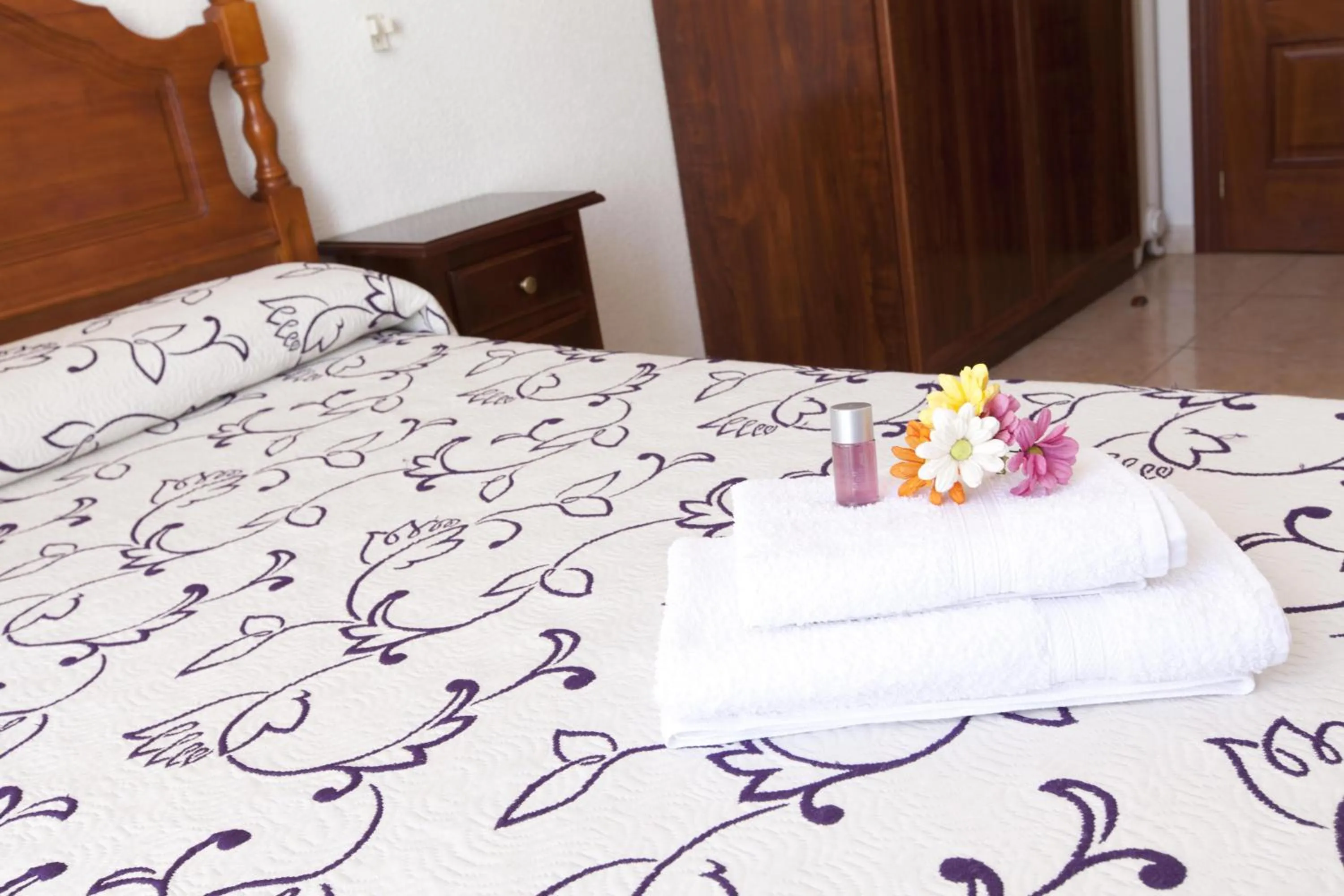 Decorative detail, Bed in Hostal Condestable