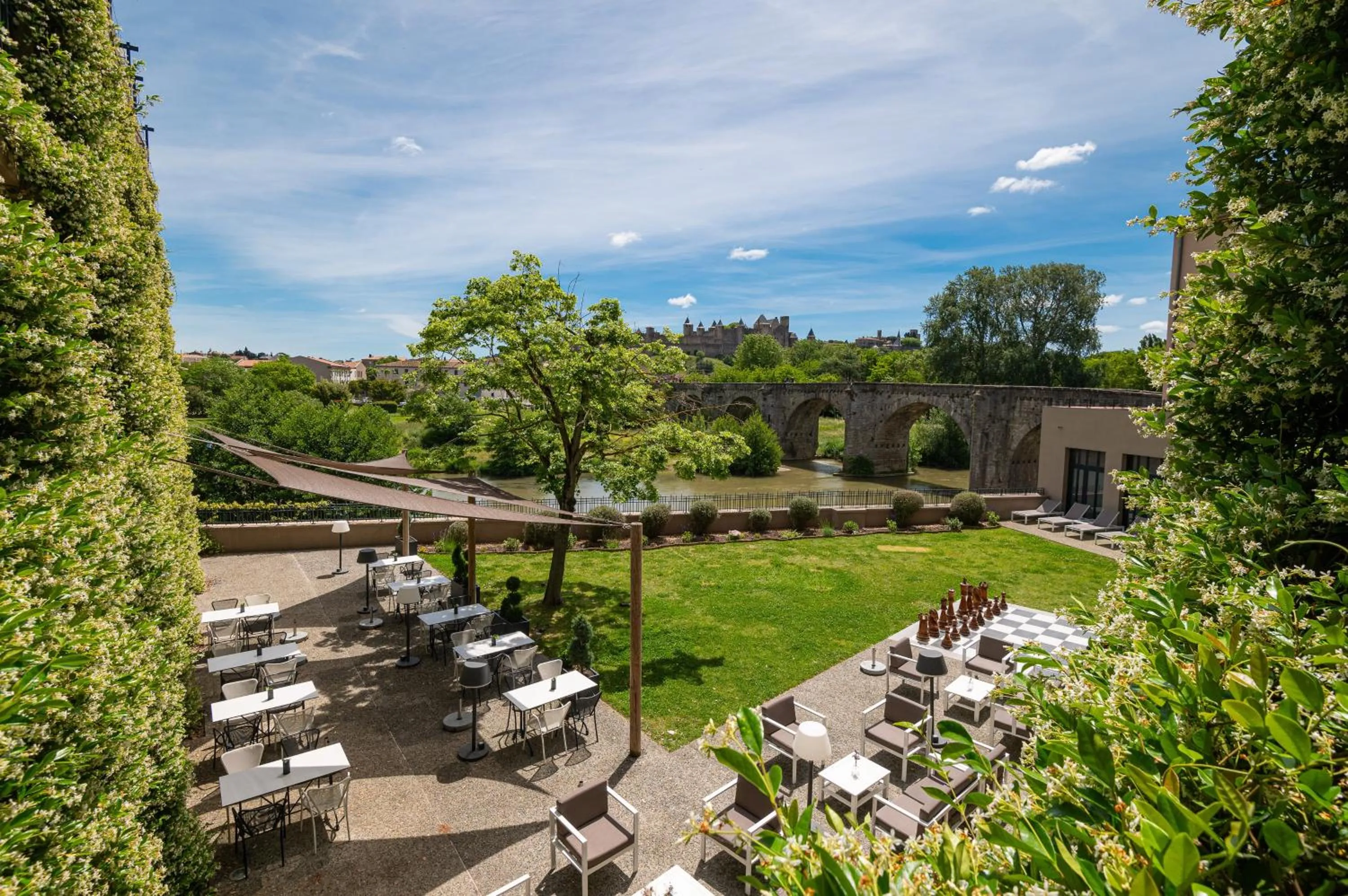 Patio in Hotel du Roi & Spa by SOWELL COLLECTION