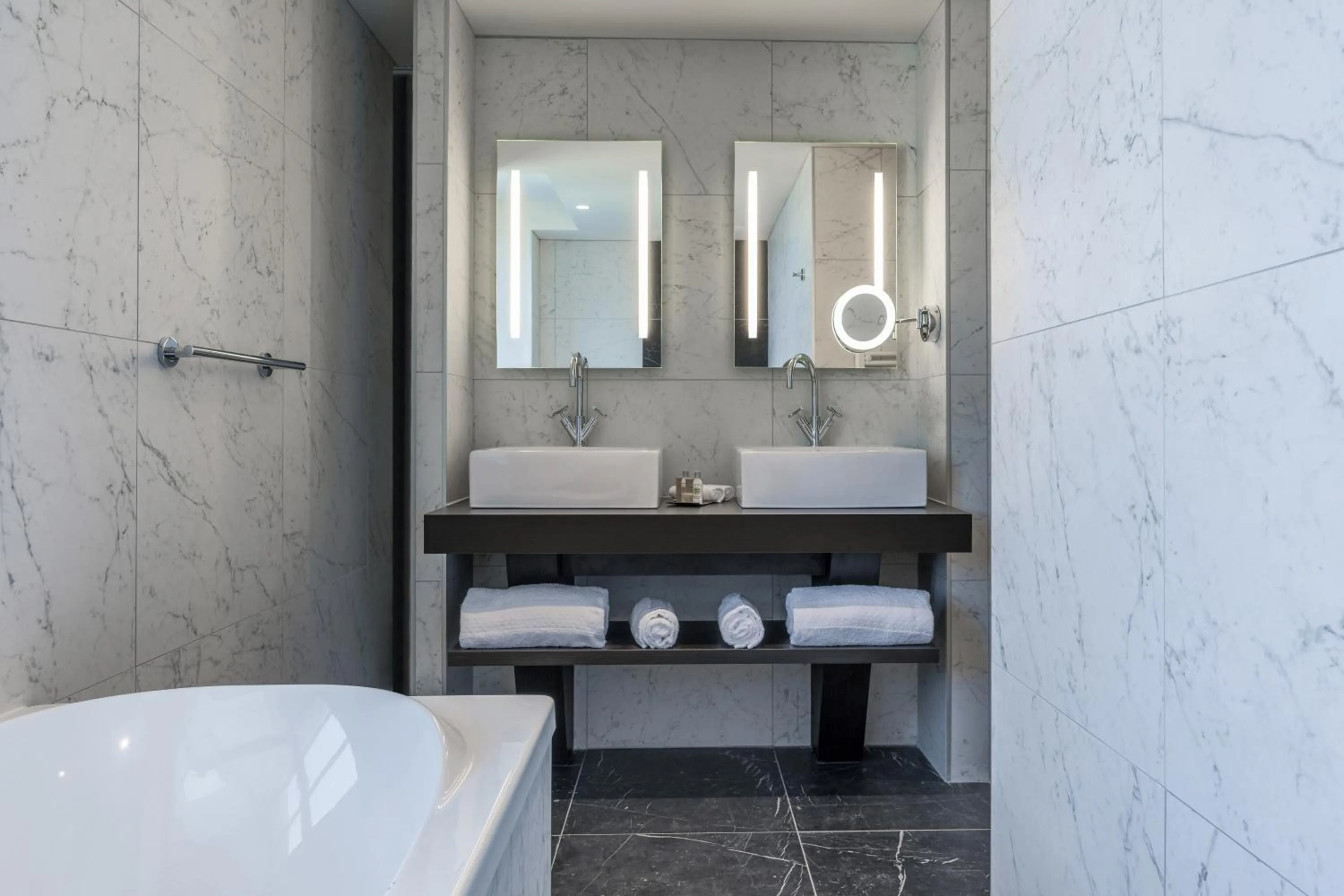 Bathroom in Hotel du Roi & Spa by SOWELL COLLECTION