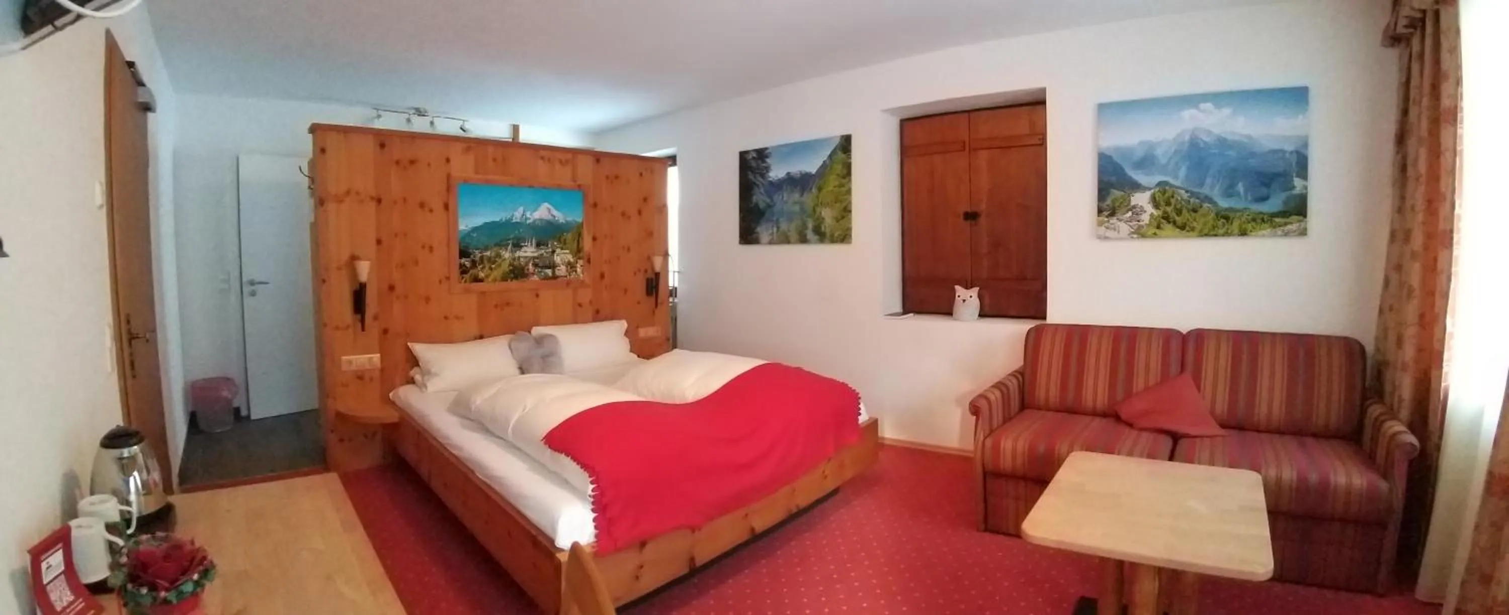 Photo of the whole room, Bed in Tourist Hotel Boehm