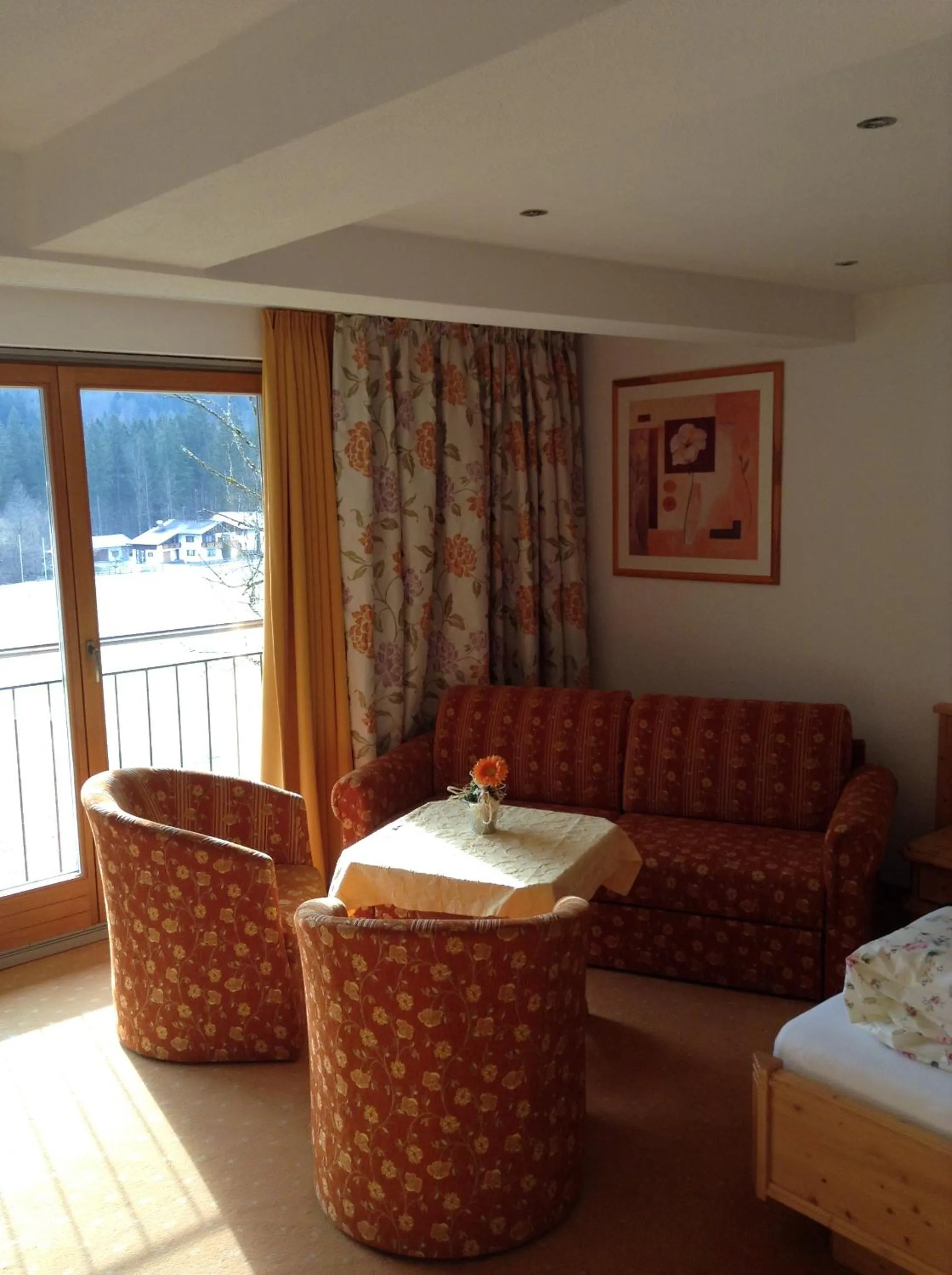 Living room in Tourist Hotel Boehm